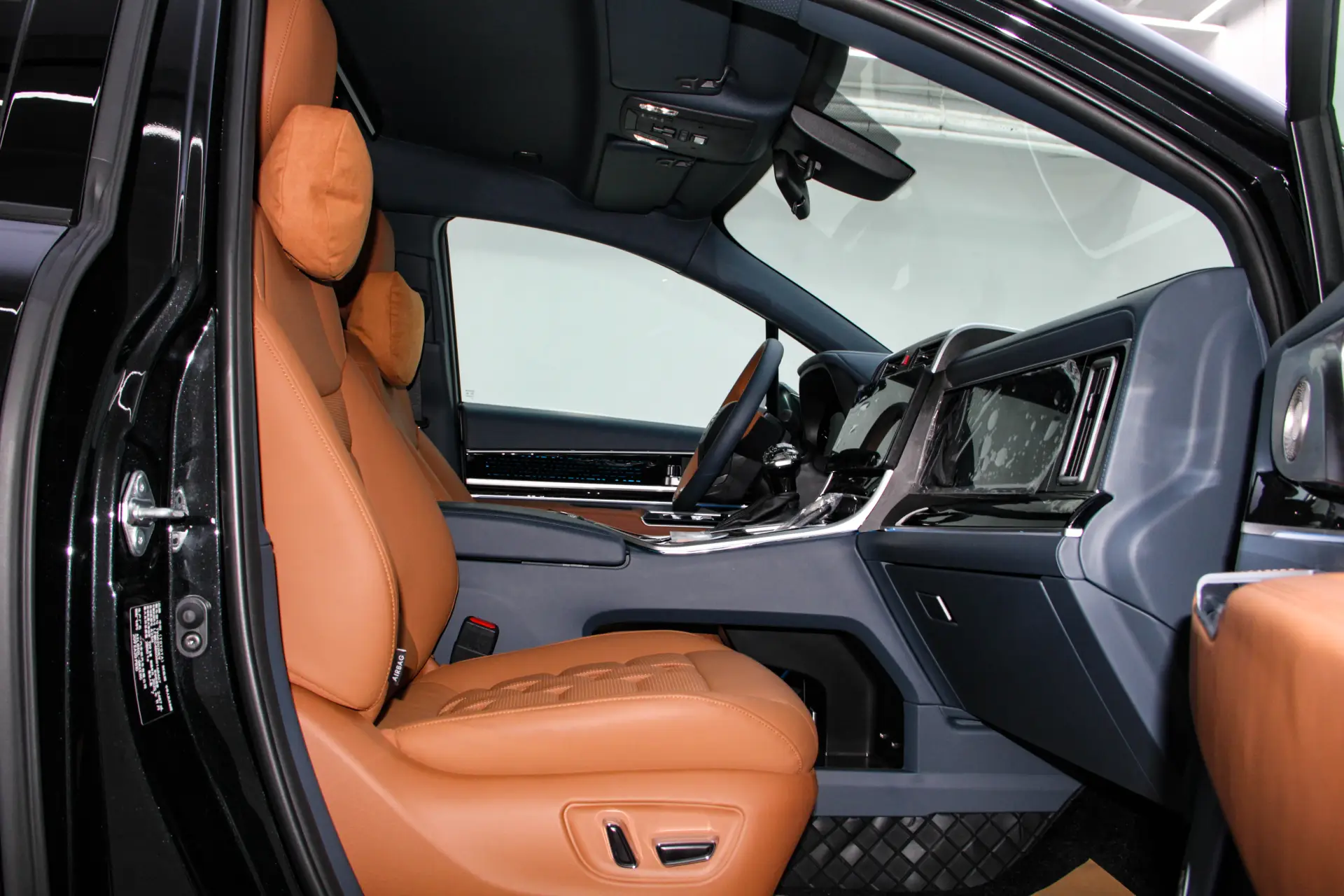 Toyota Granvia, 2025 18