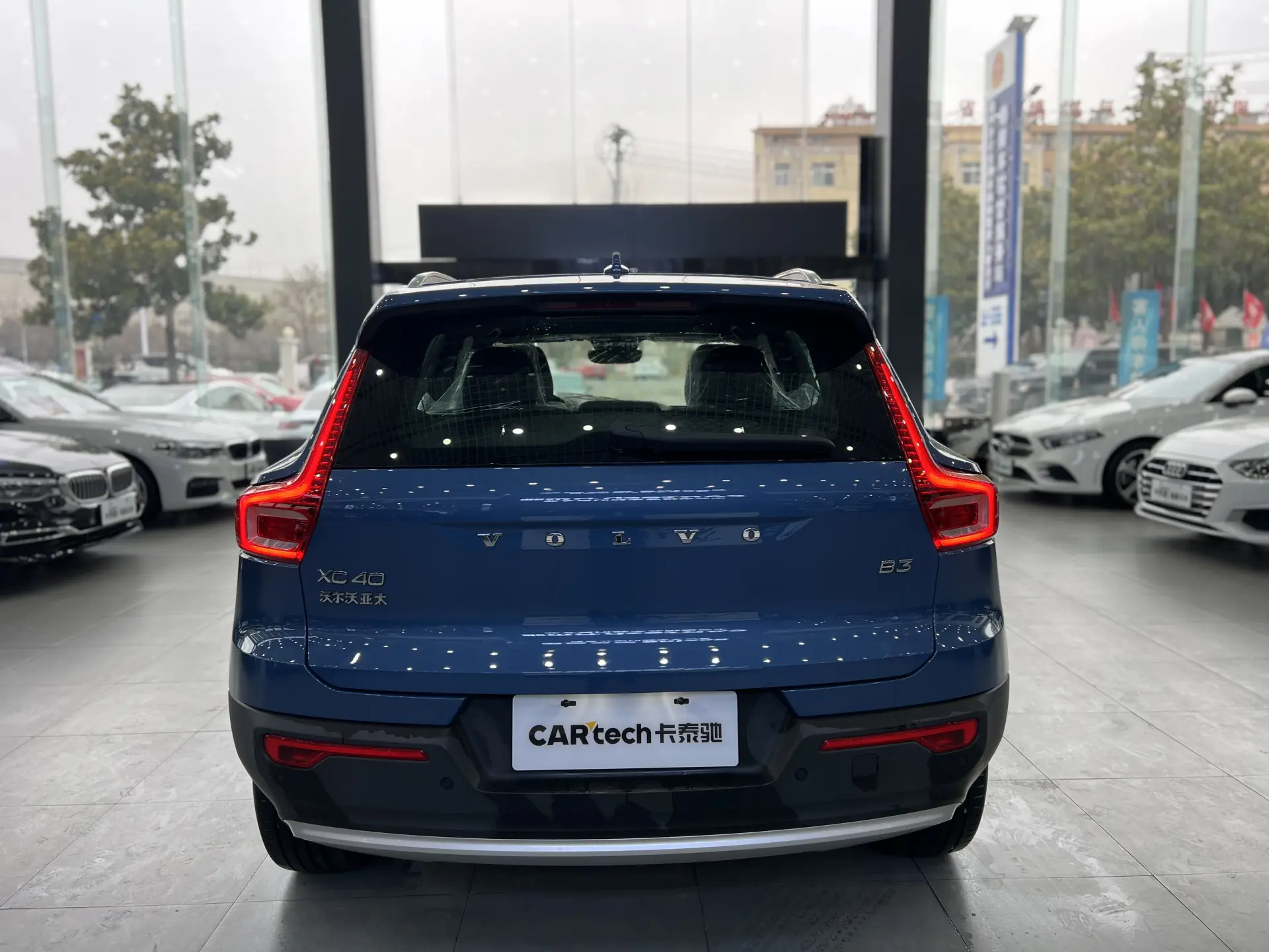 Volvo XC40, 2025 7