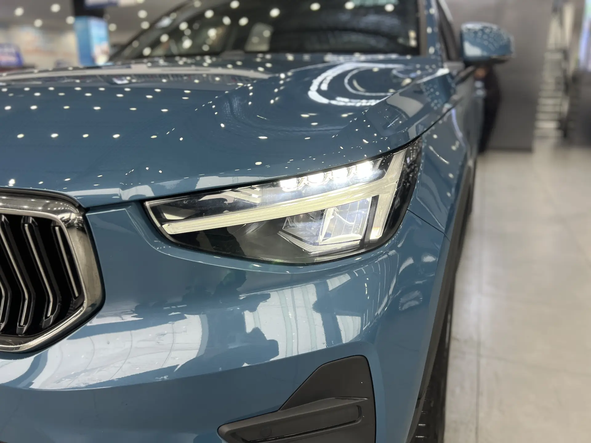 Volvo XC40, 2025 9
