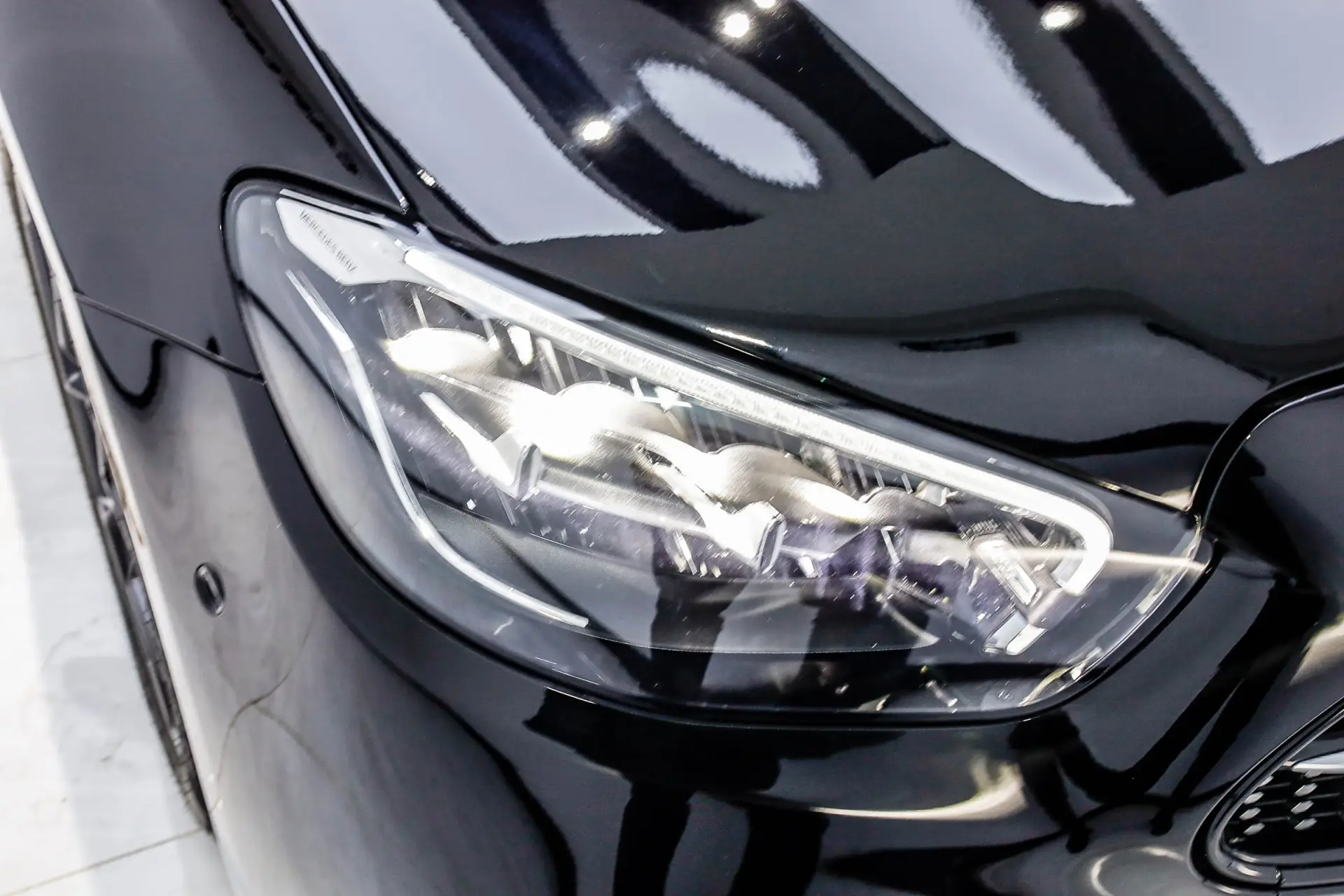 Mercedes-Benz E 260 L, 2023 6