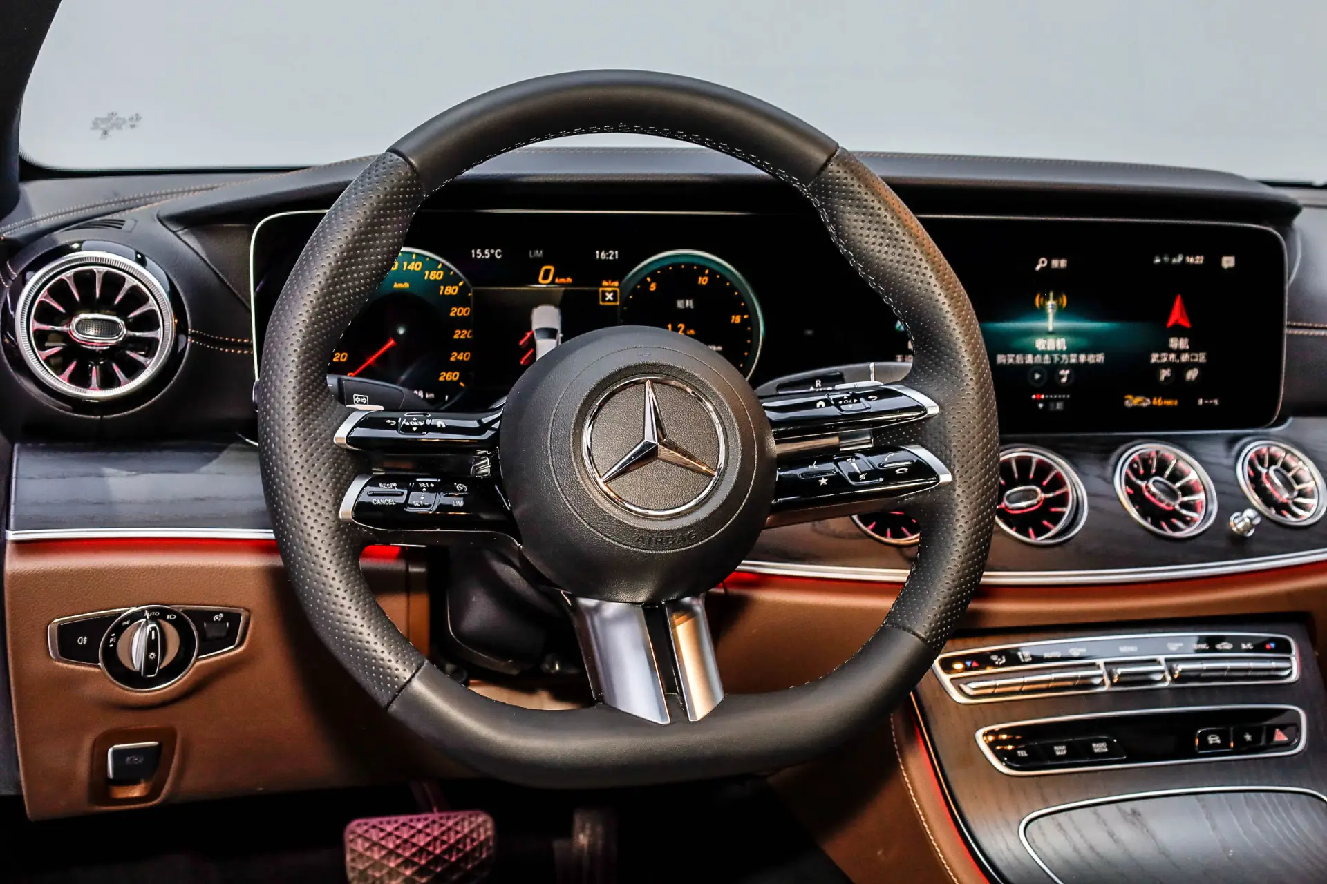 Mercedes-Benz E 260 L, 2023 24