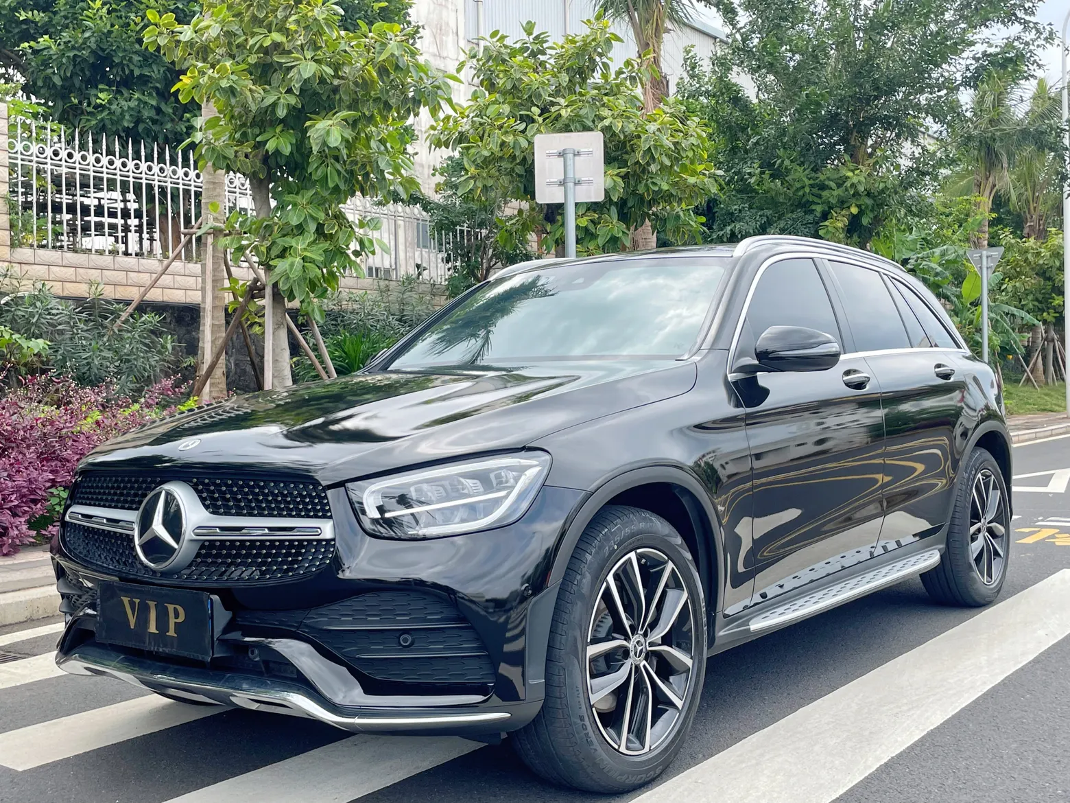 Mercedes-Benz GLC 300 L