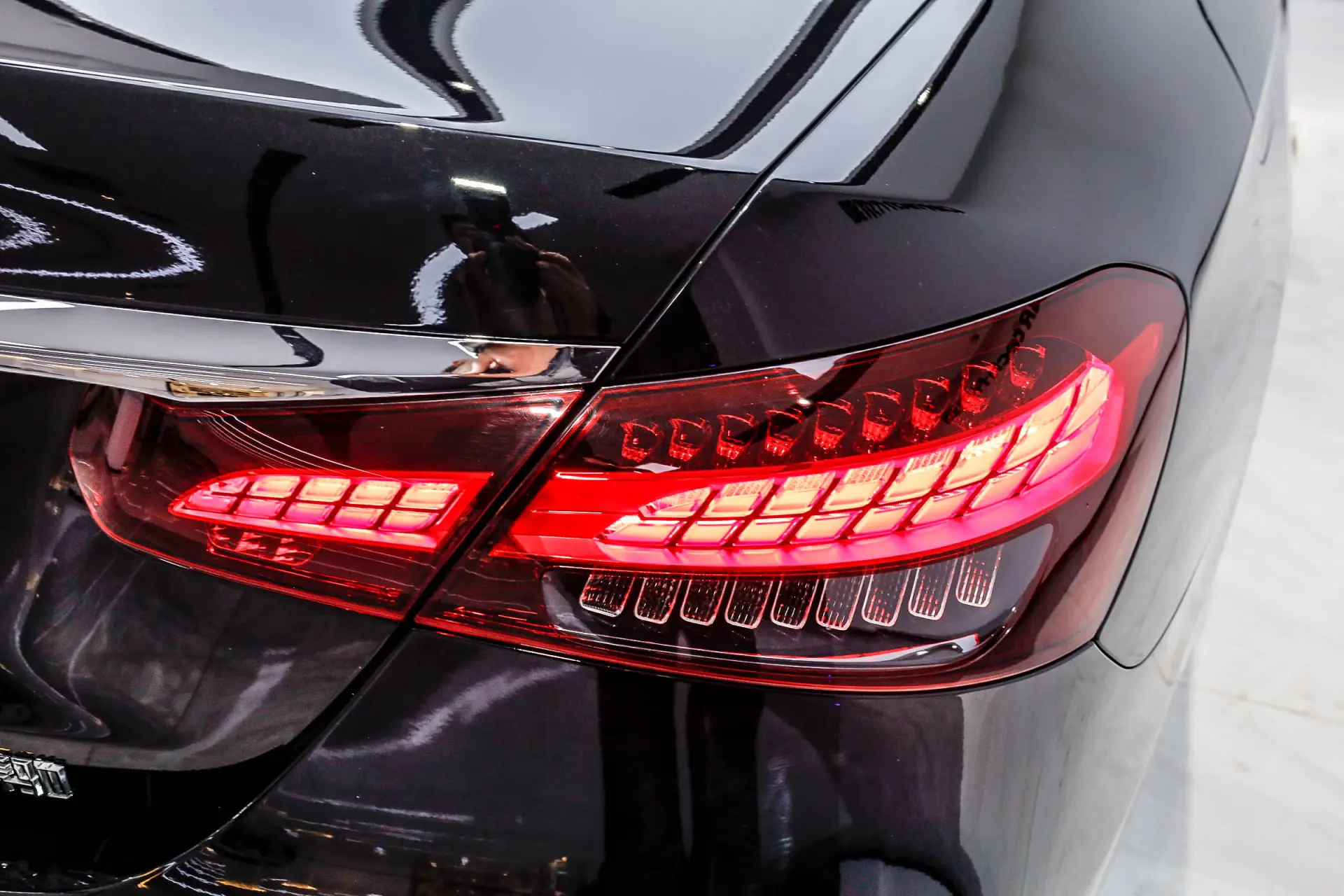 Mercedes-Benz E 260 L, 2023 7
