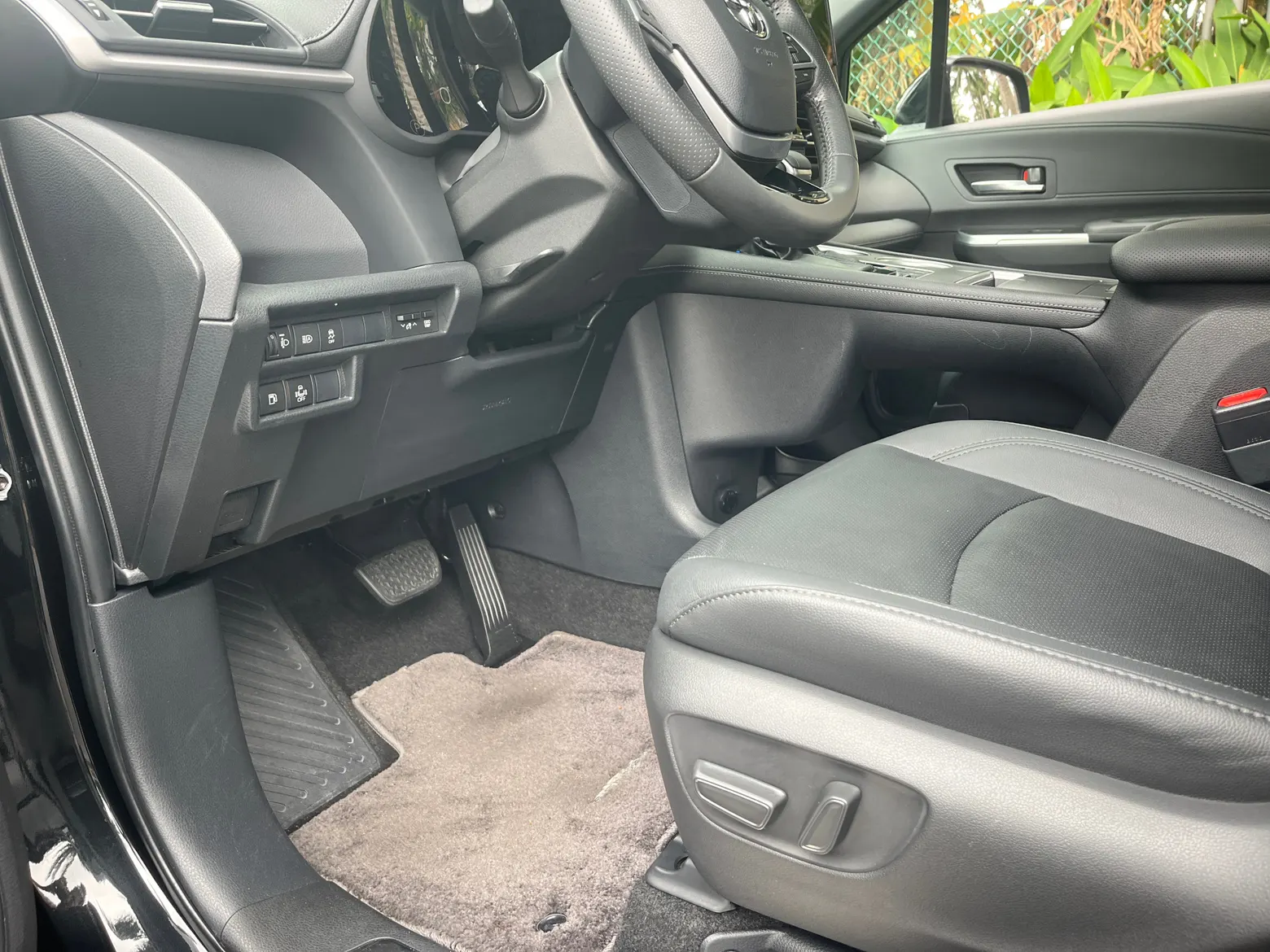 Toyota Sienna, 2022 14