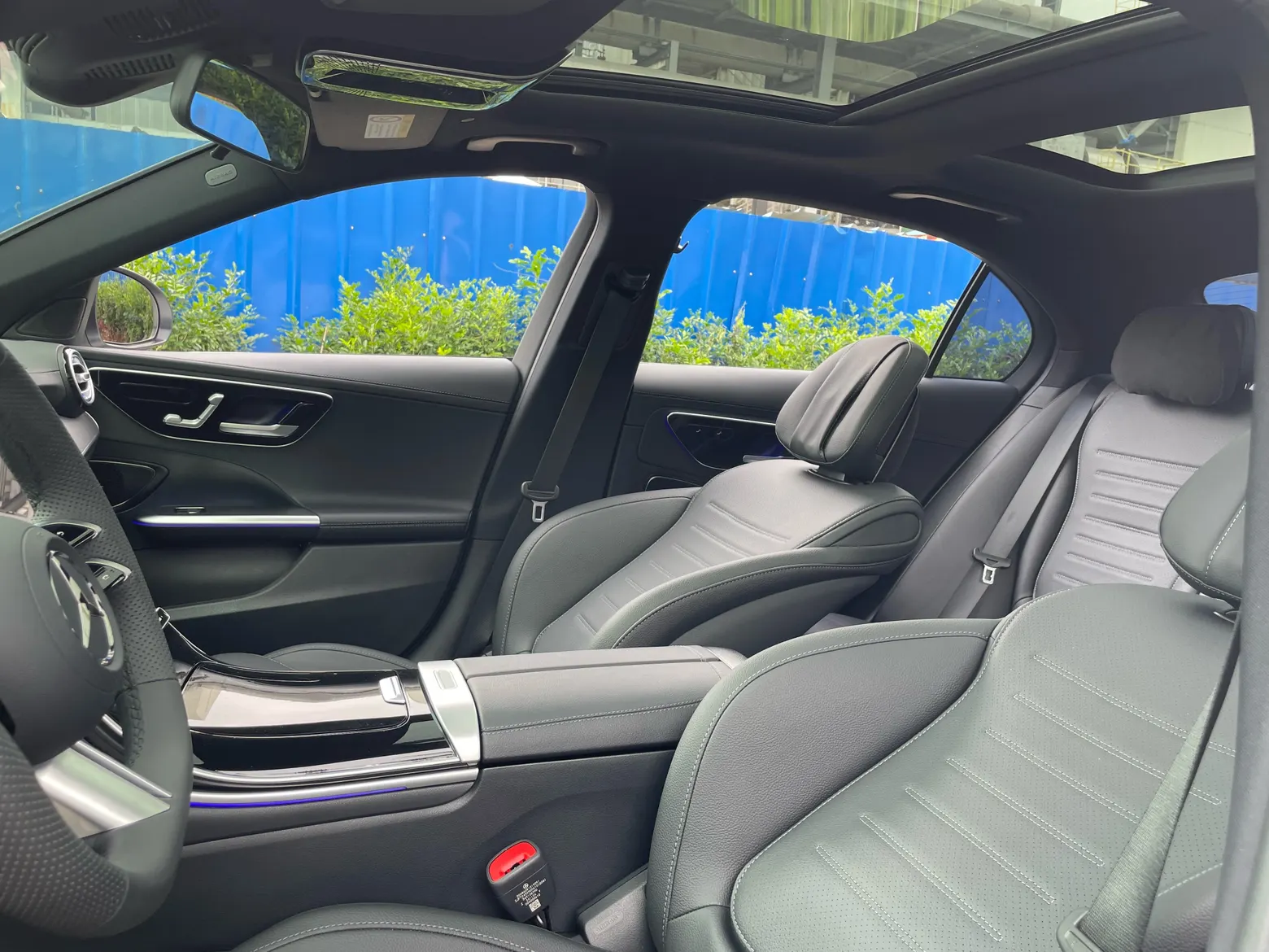 Mercedes-Benz C 260 L, 2025 15