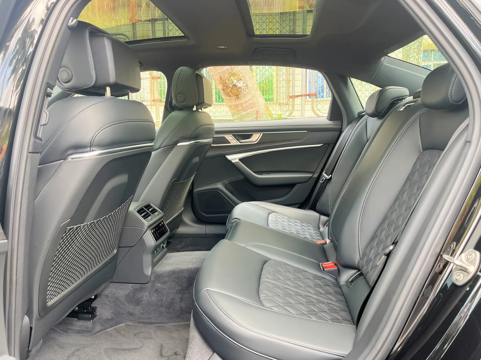 Audi A6L 45 TFSI, 2025 12
