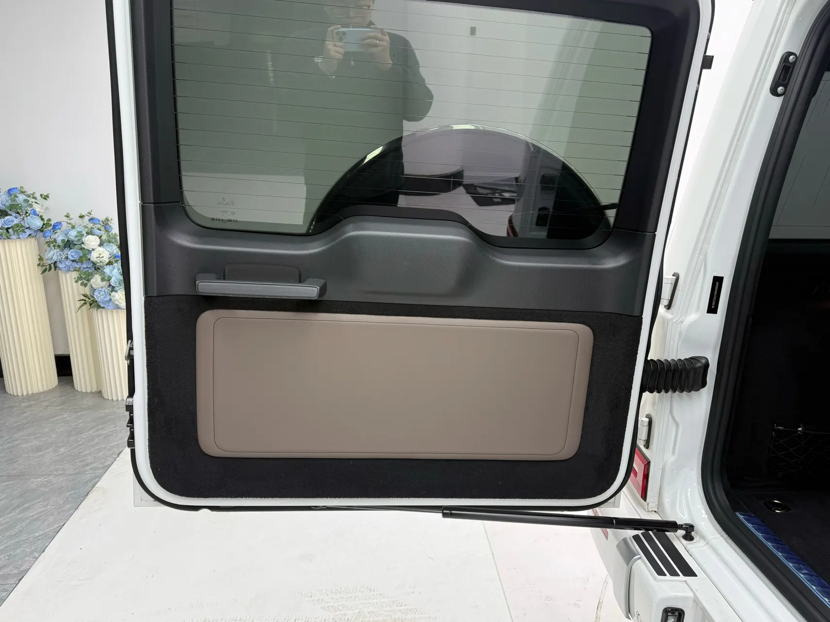 Mercedes-Benz G 500, 2022 24