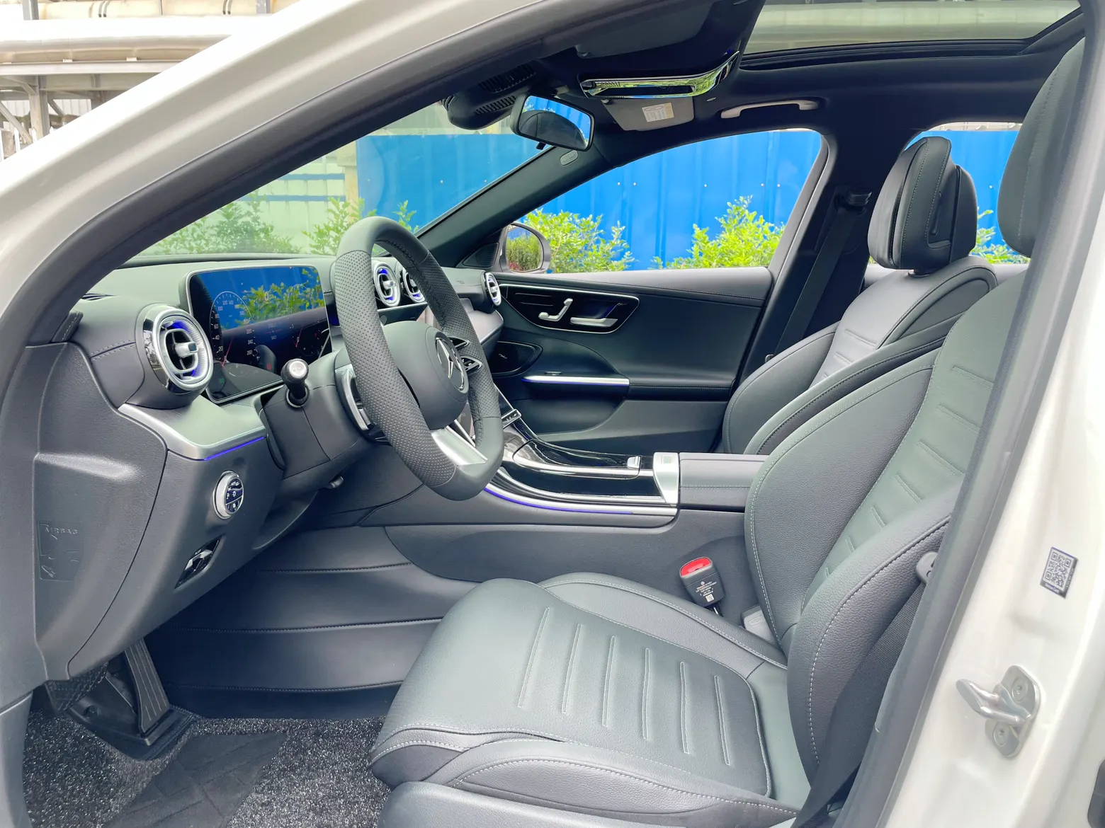 Mercedes-Benz C 260 L, 2025 10