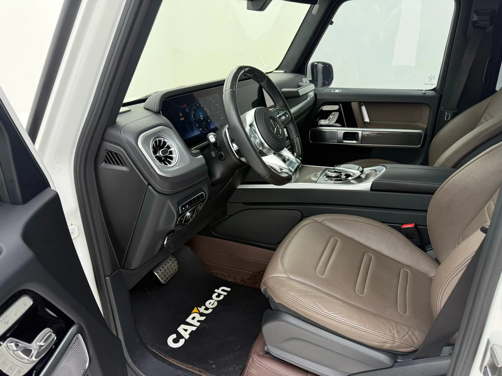 Mercedes-Benz G 500, 2022 21