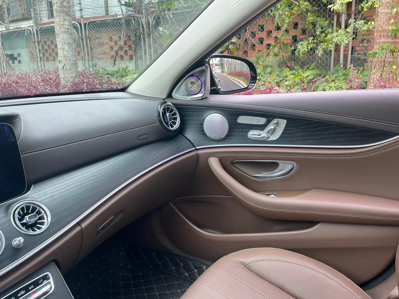Mercedes-Benz E 300 L, 2023 15