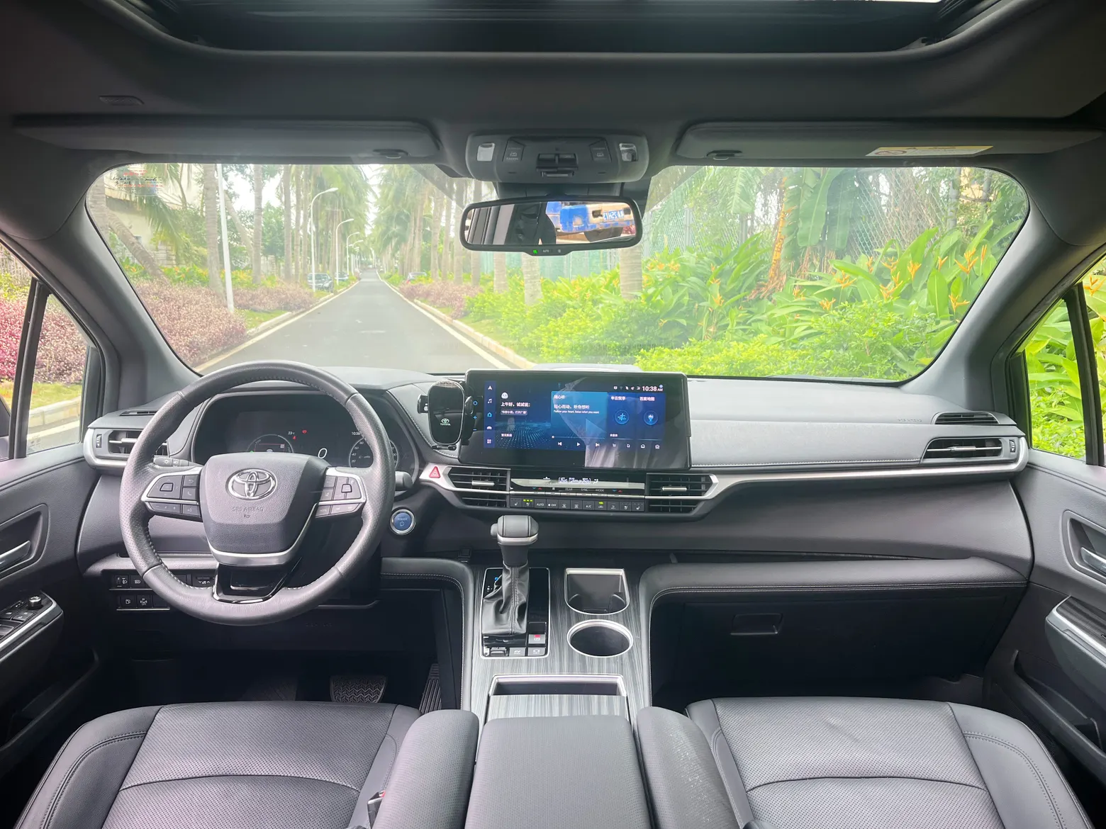 Toyota Sienna, 2022 8