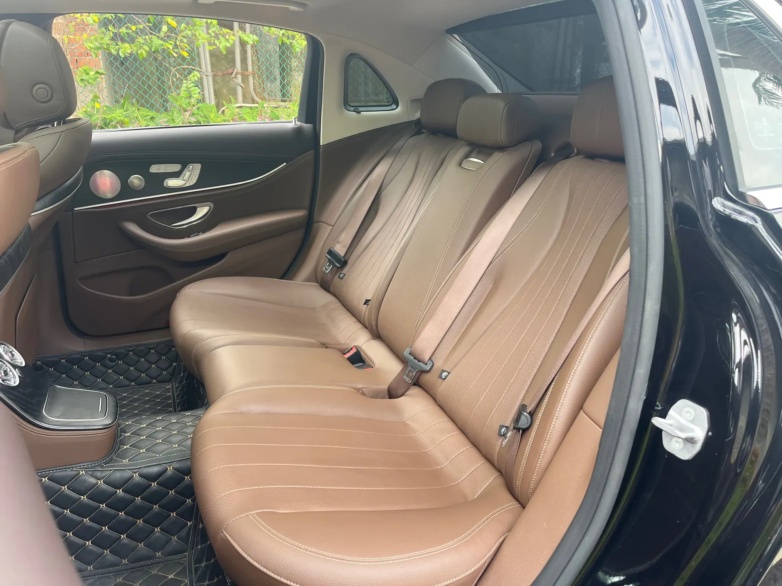 Mercedes-Benz E 300 L, 2023 17