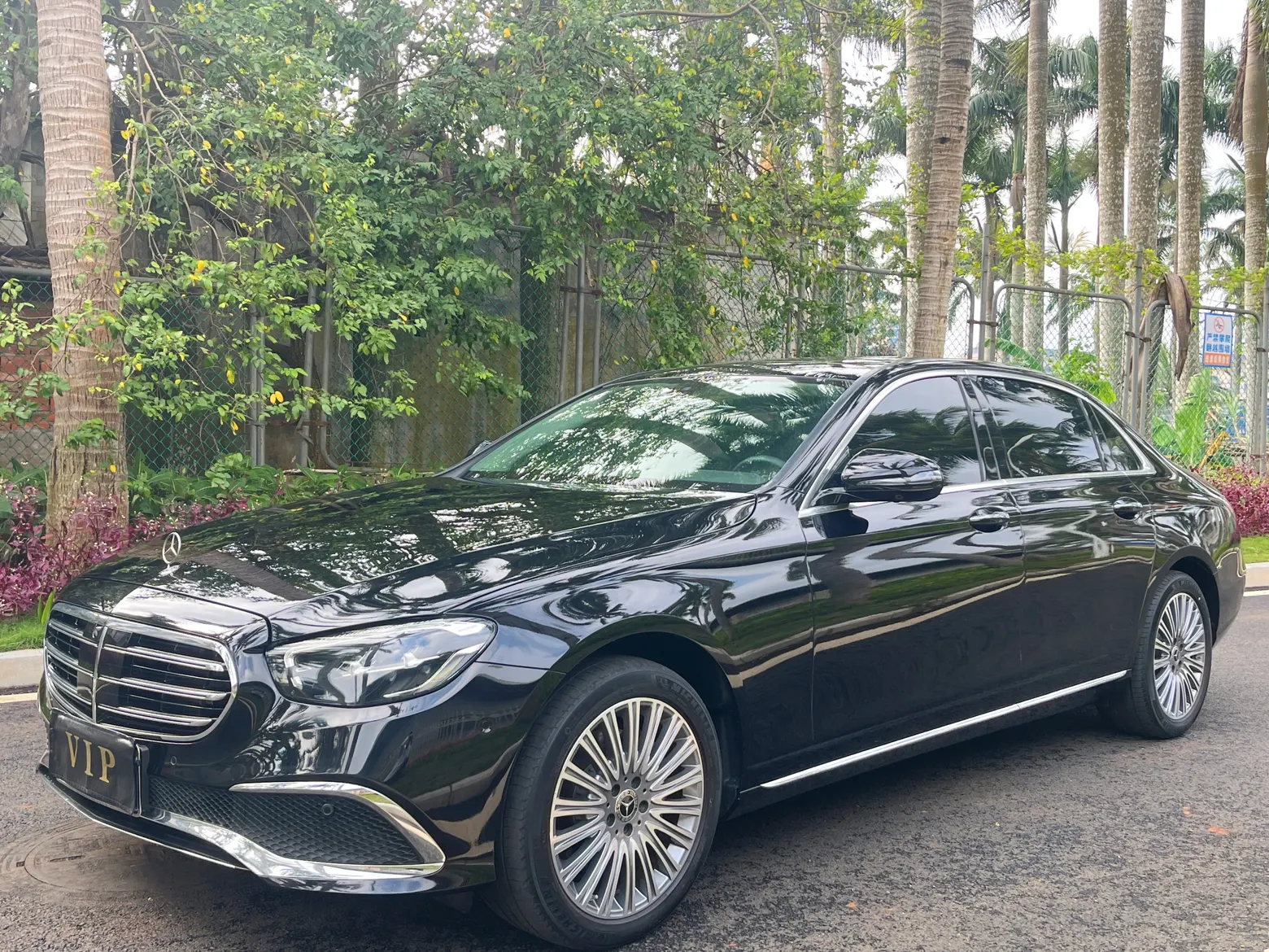 Mercedes-Benz E 300 L