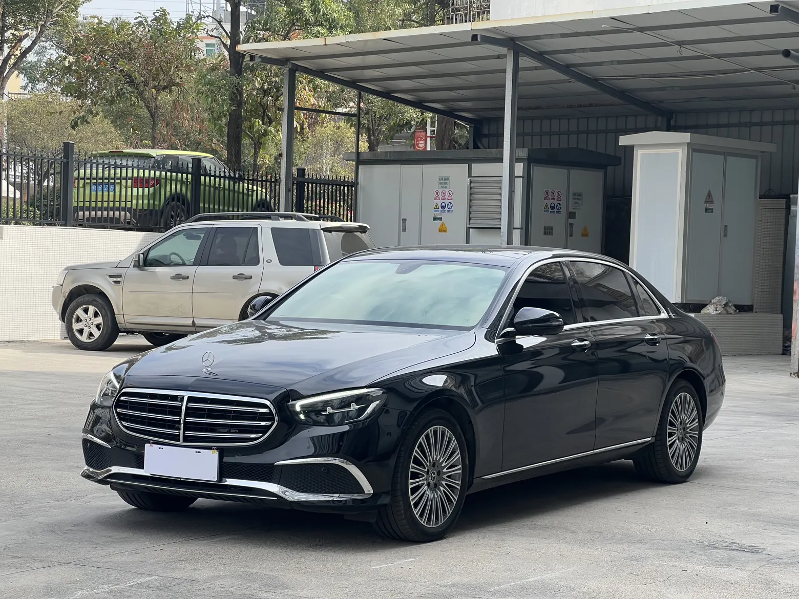 Mercedes-Benz E 300 L, 2023 8