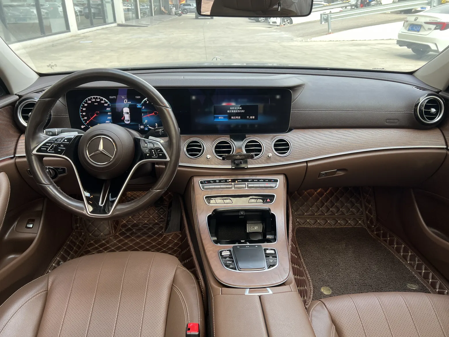 Mercedes-Benz E 300 L, 2023 12