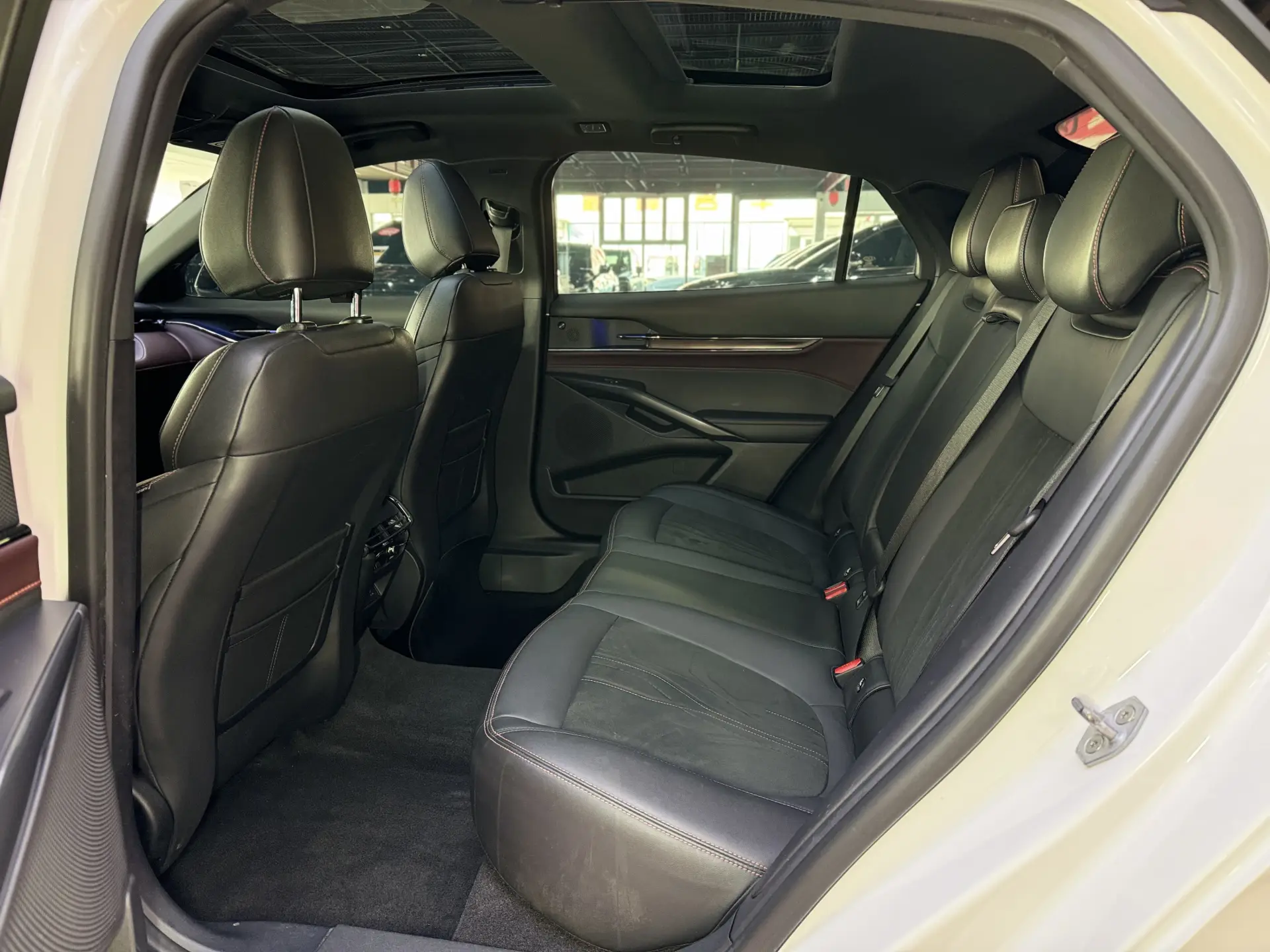 Ford Mondeo, 2023 19