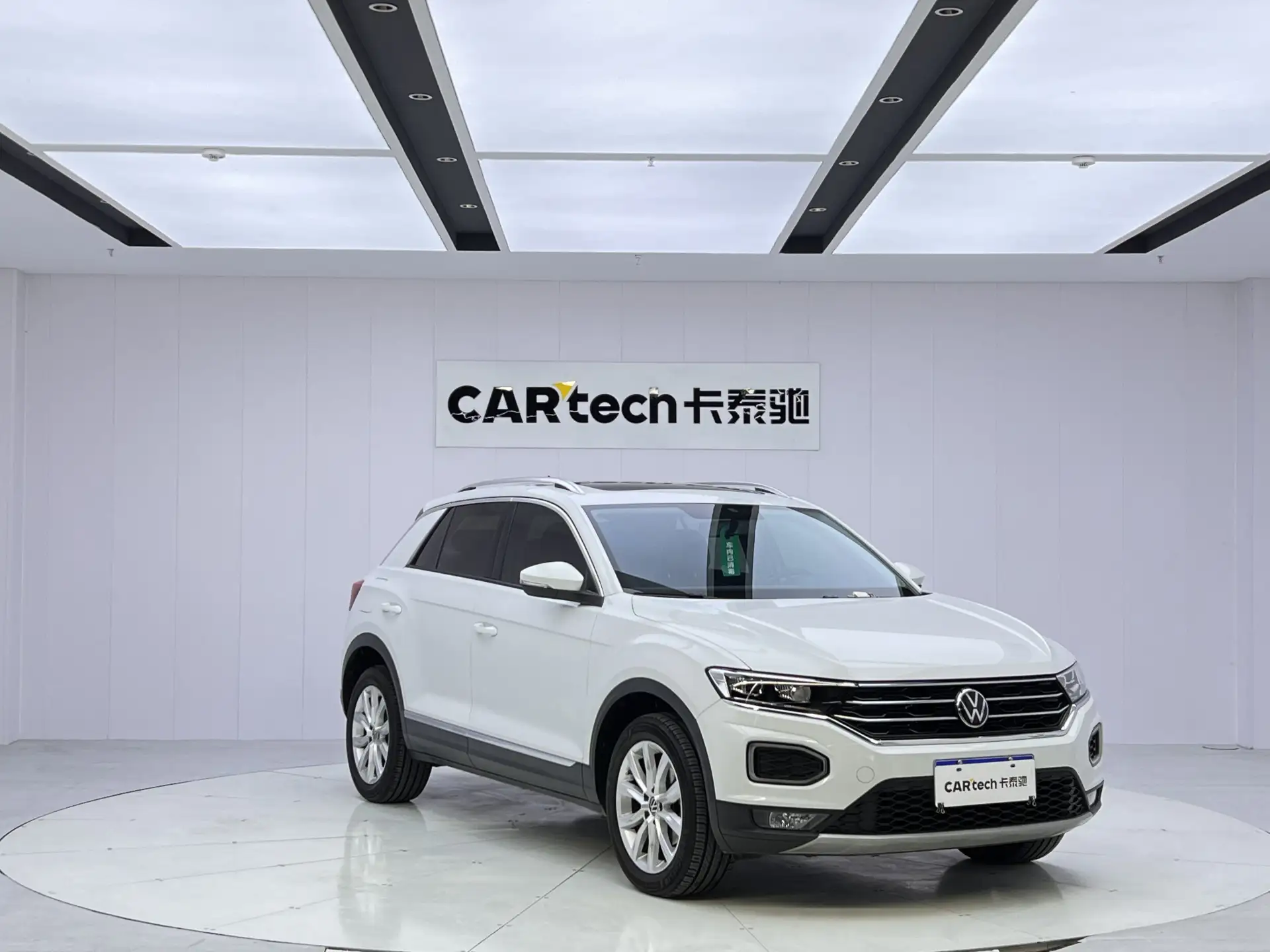 Volkswagen T-ROC, 2022 2