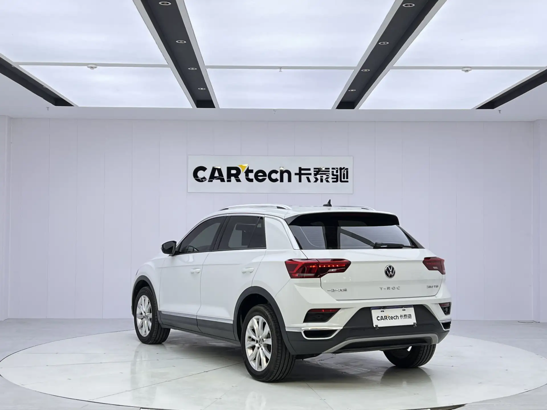 Volkswagen T-ROC, 2022 7