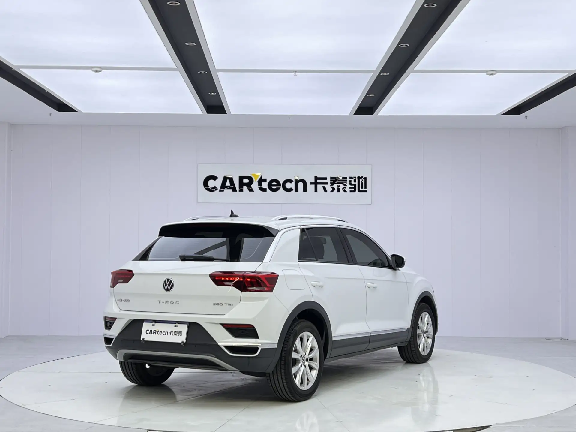 Volkswagen T-ROC, 2022 все фото