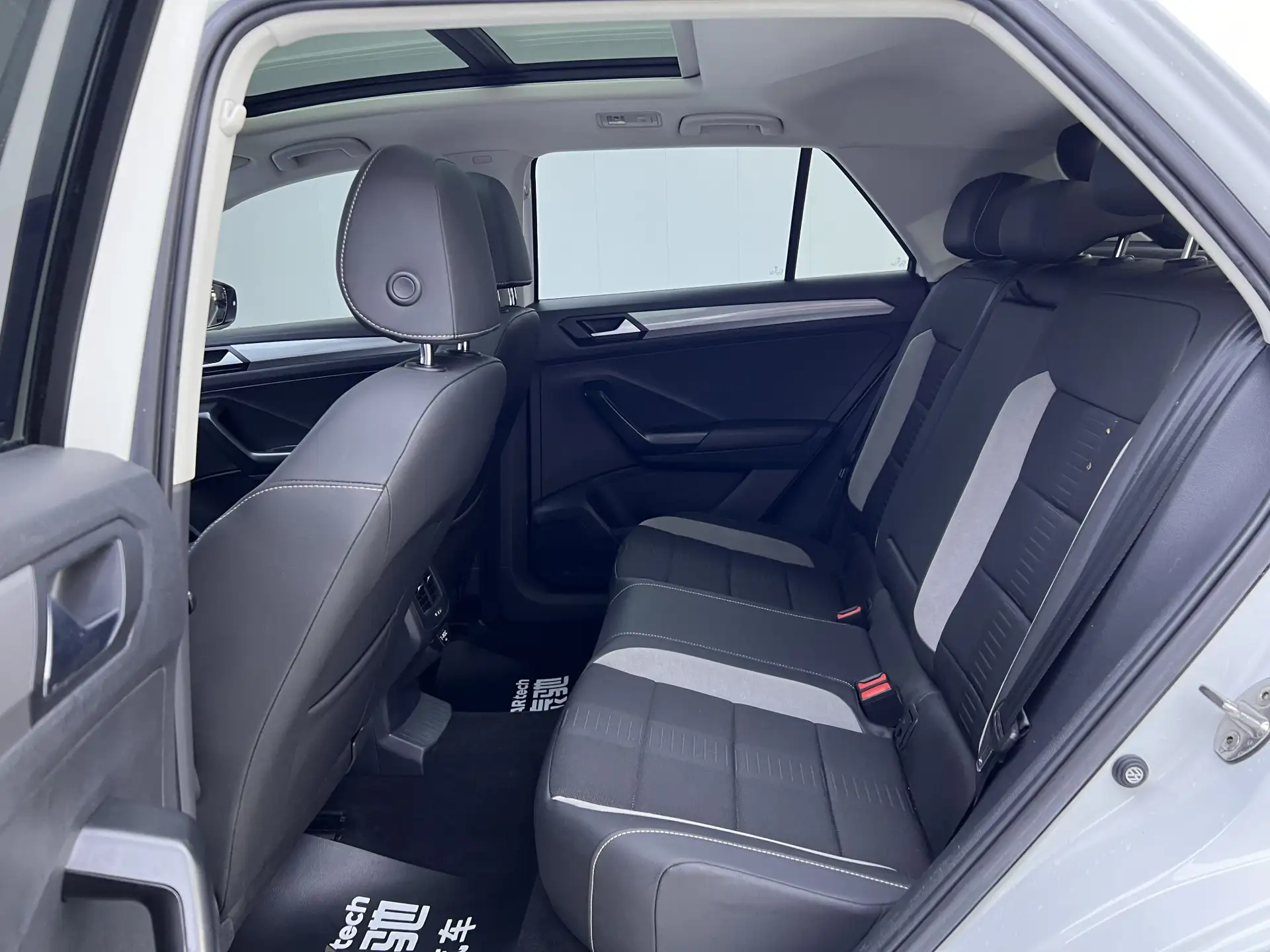 Volkswagen T-ROC, 2022 17