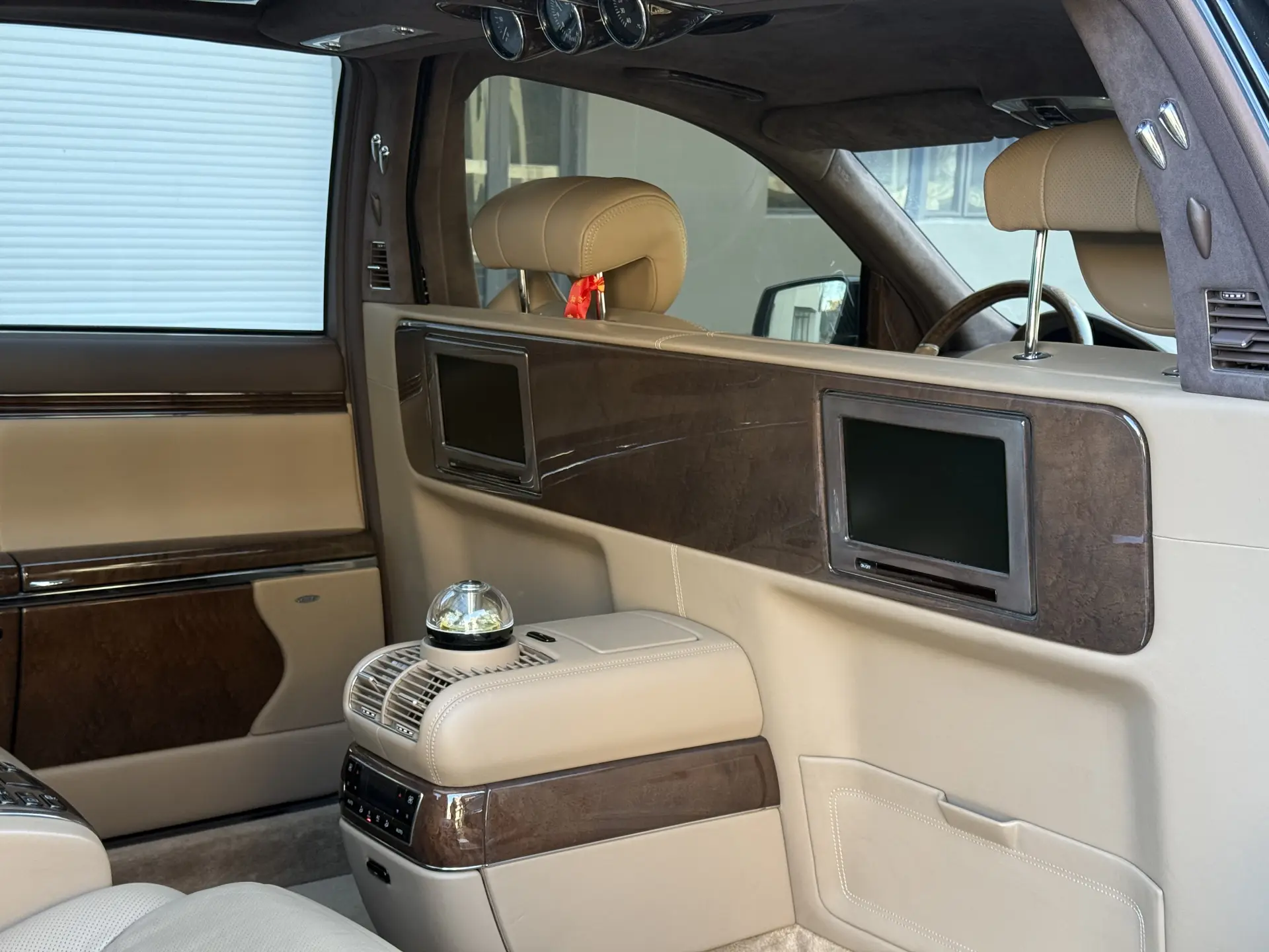 Maybach 62S, 2013 11