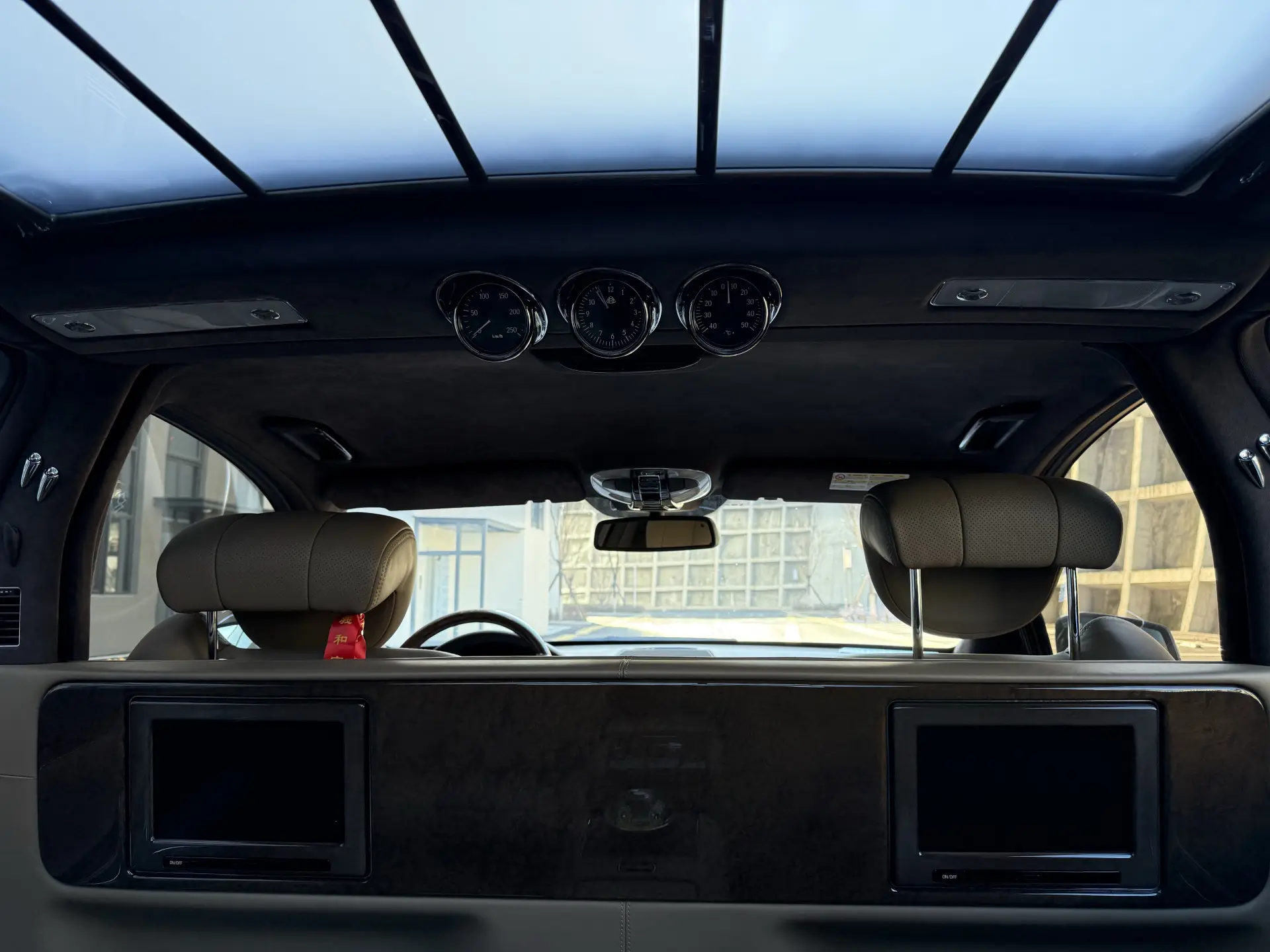 Maybach 62S, 2013 6