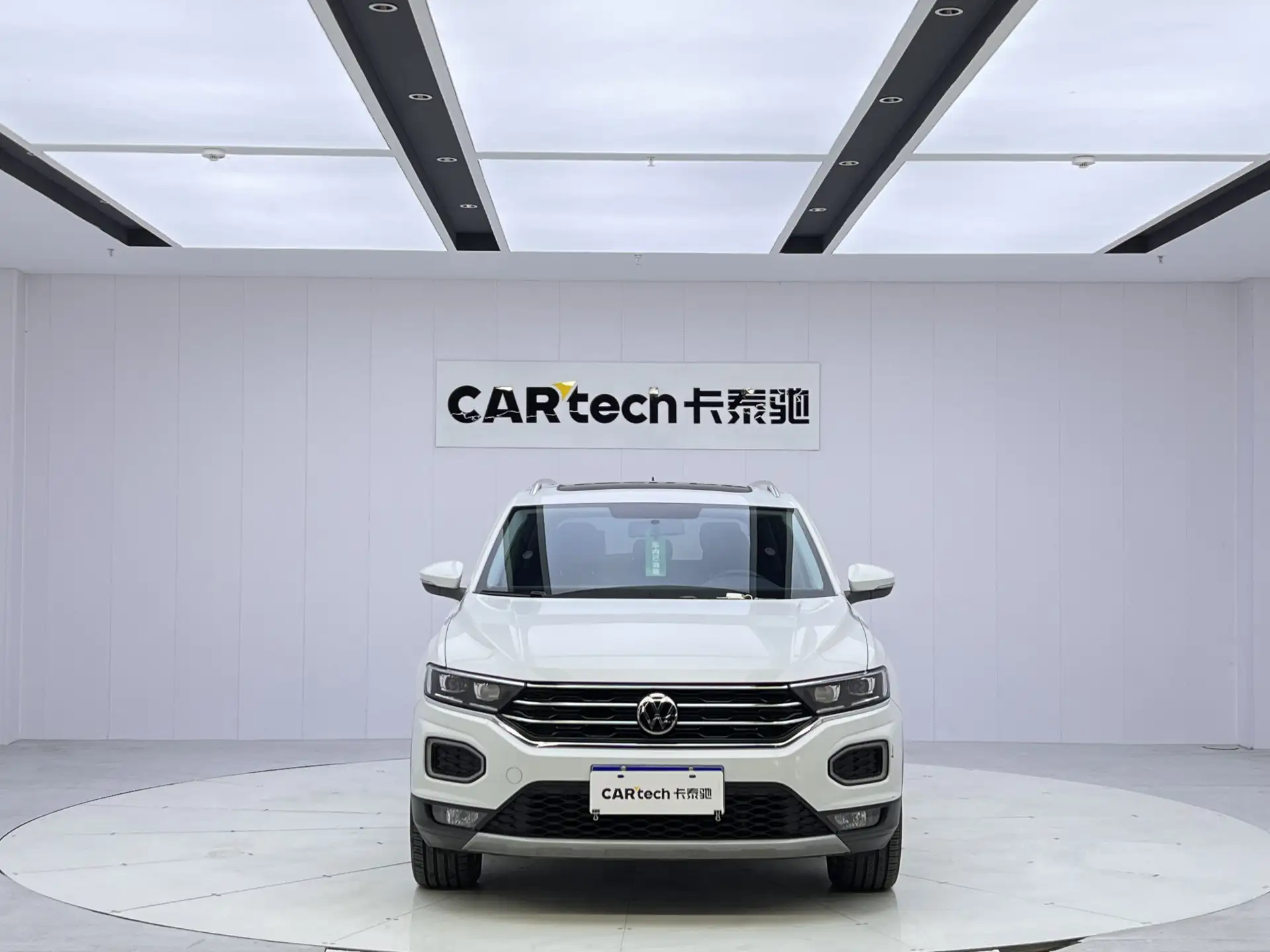 Volkswagen T-ROC, 2022 3