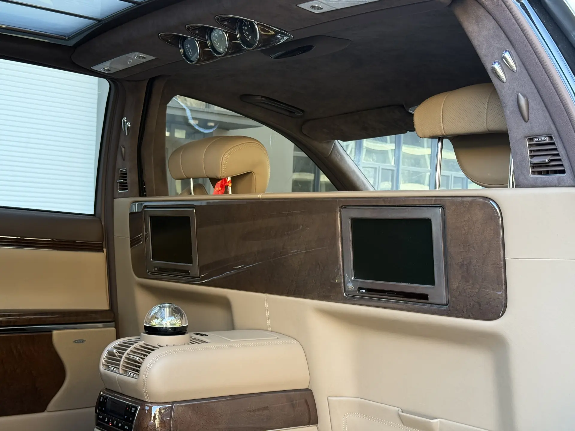 Maybach 62S, 2013 12