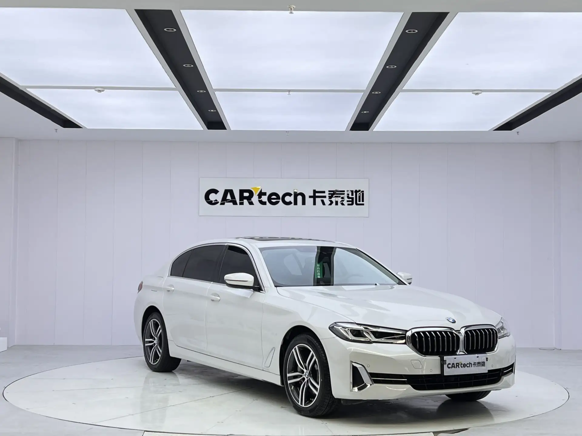 BMW 530Li, 2022 2