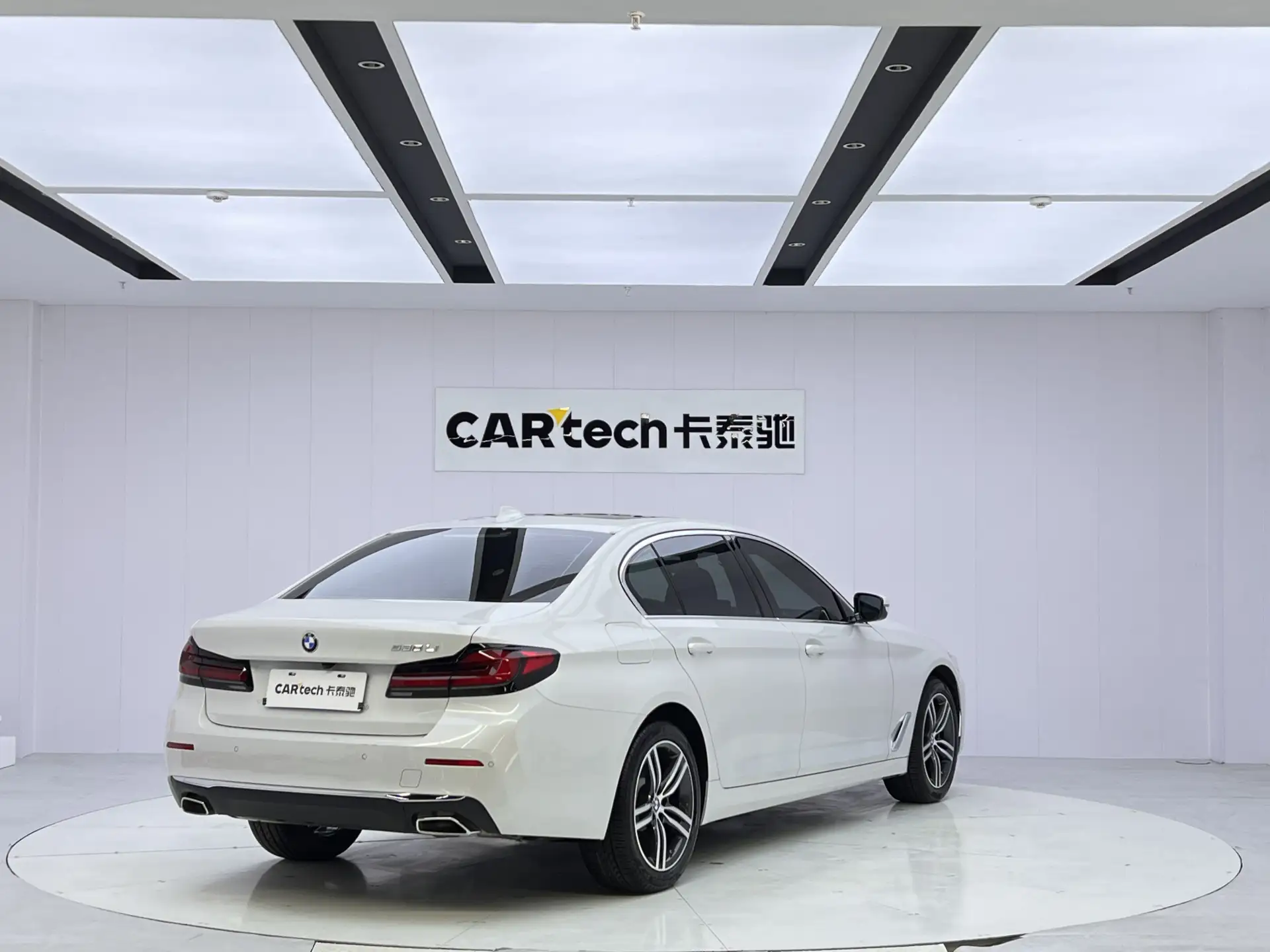 BMW 530Li, 2022 все фото