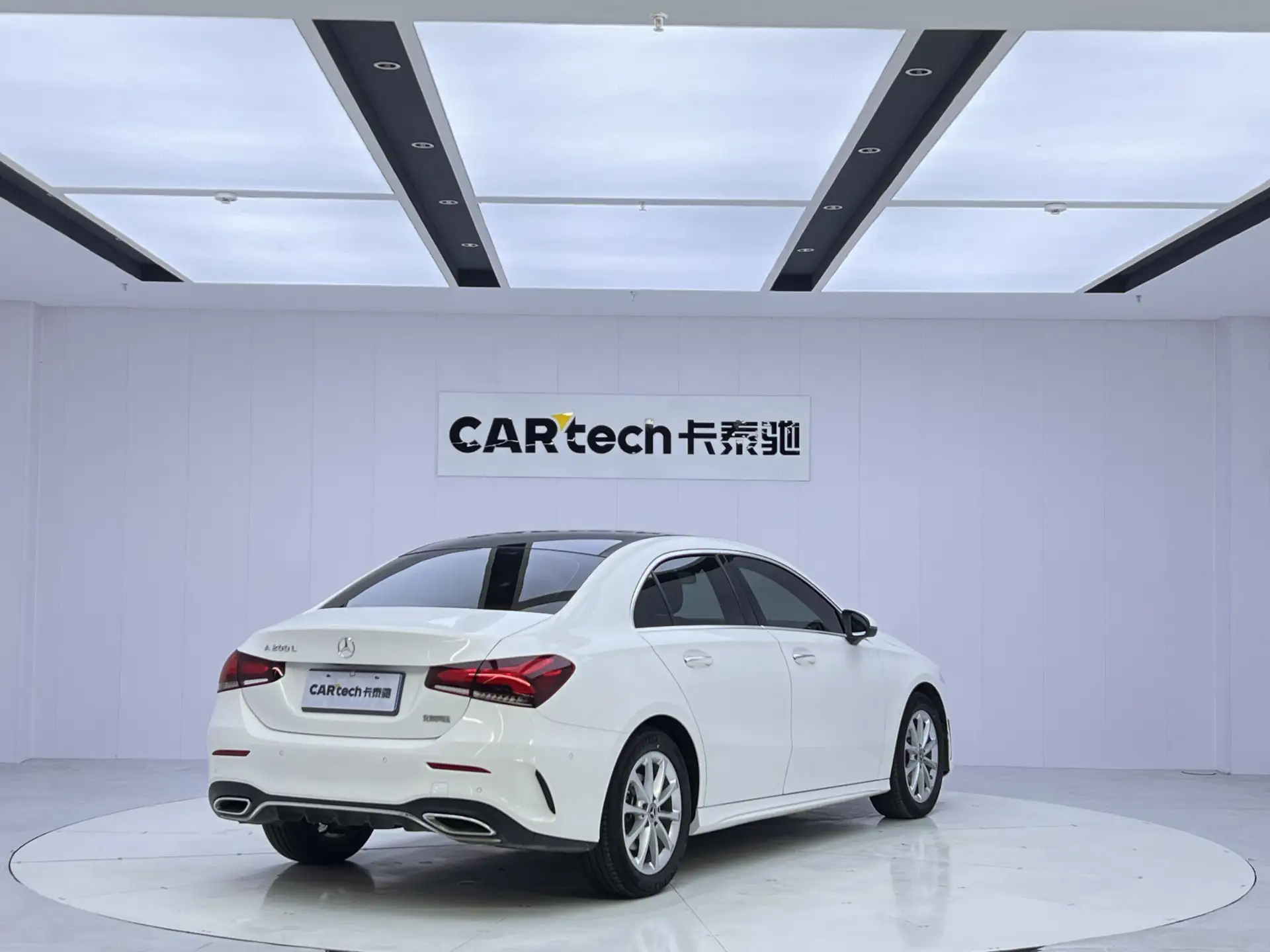 Mercedes-Benz A 200 L, 2022 все фото