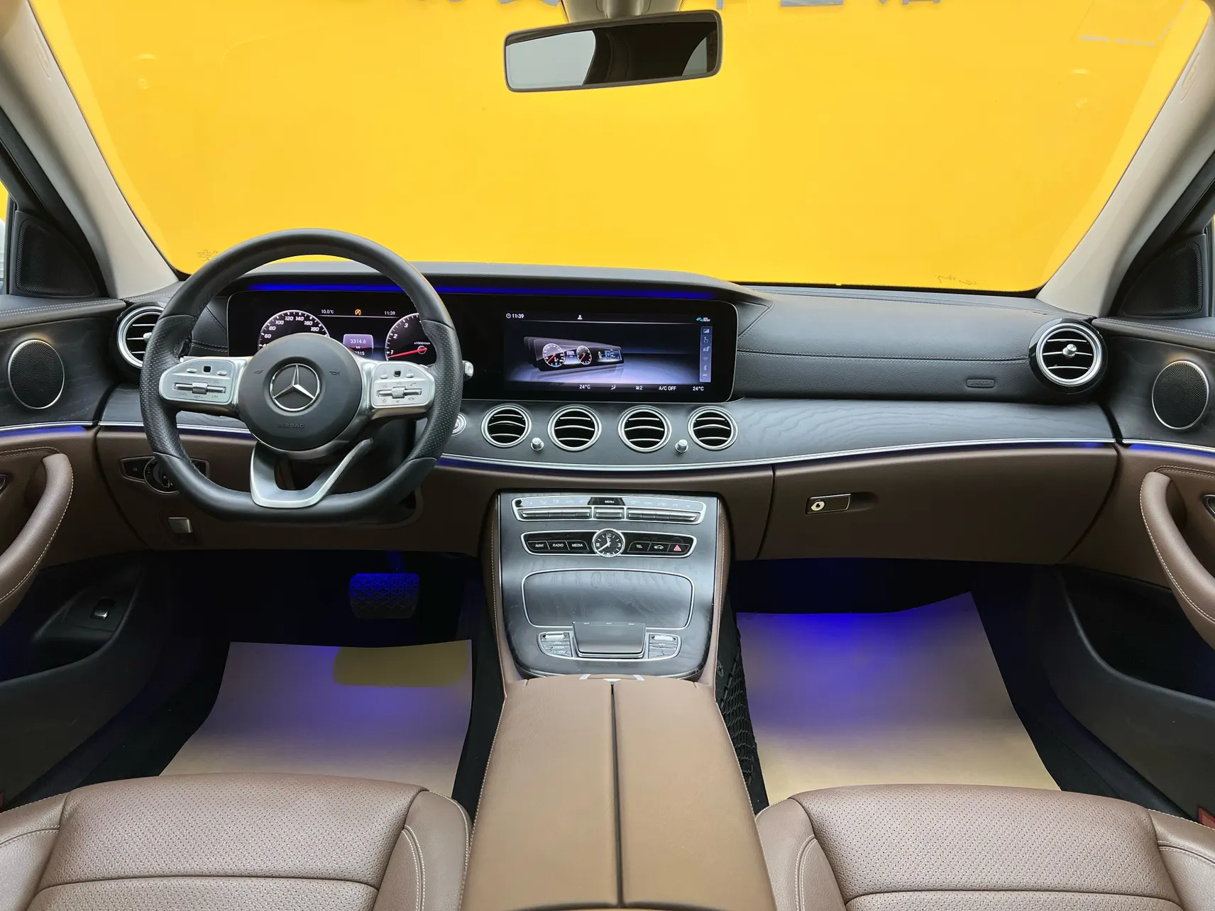 Mercedes-Benz E 300 L, 2019 15
