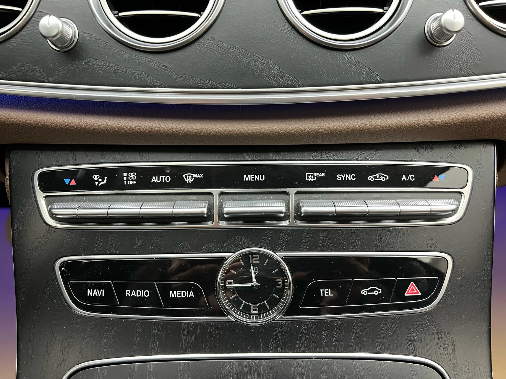 Mercedes-Benz E 300 L, 2019 27
