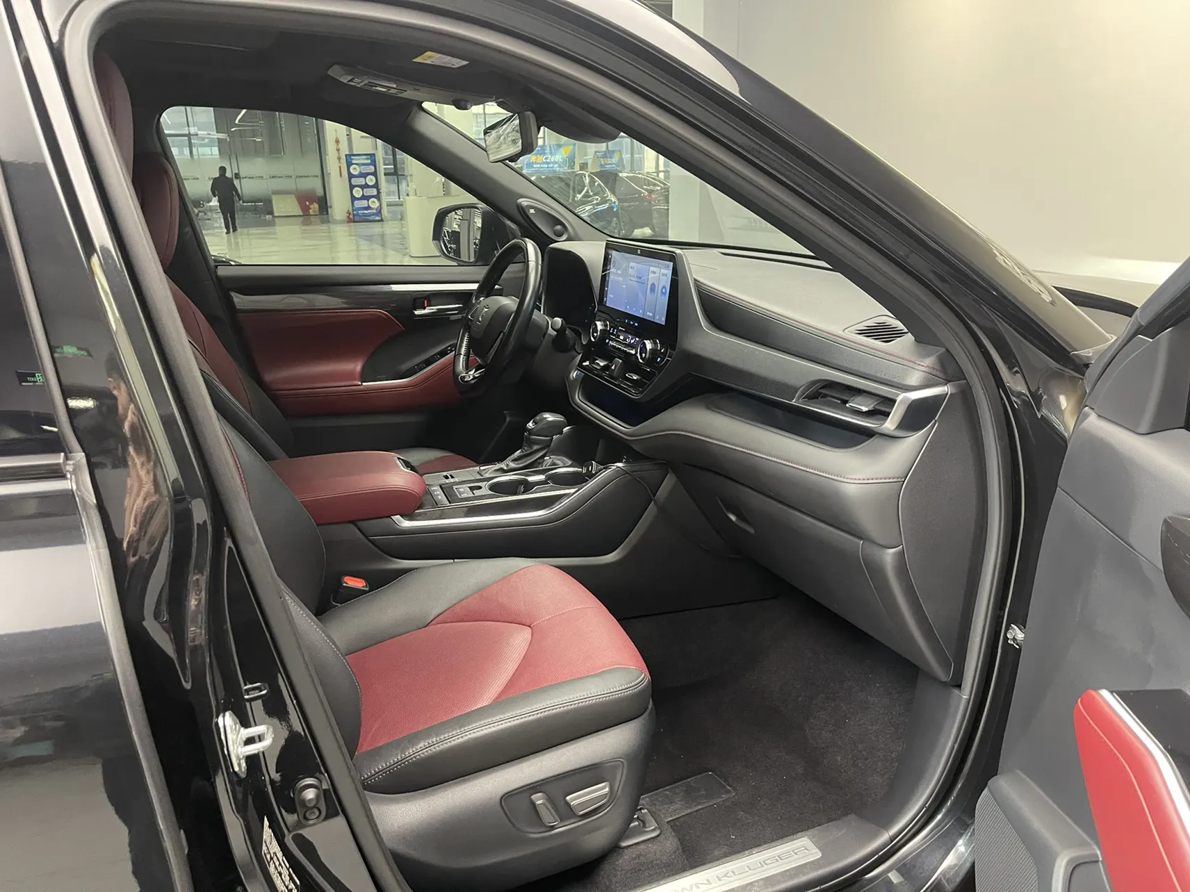 Toyota Crown, 2021 20