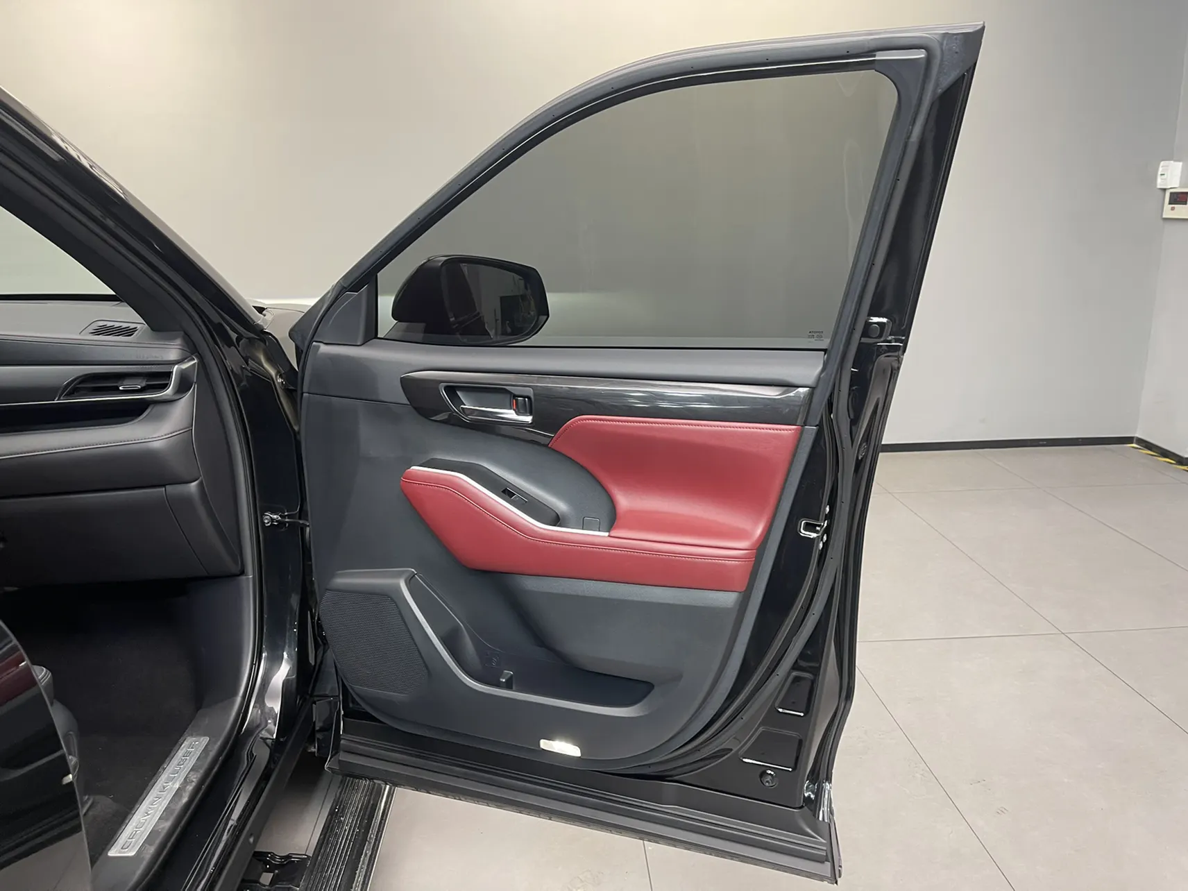 Toyota Crown, 2021 32