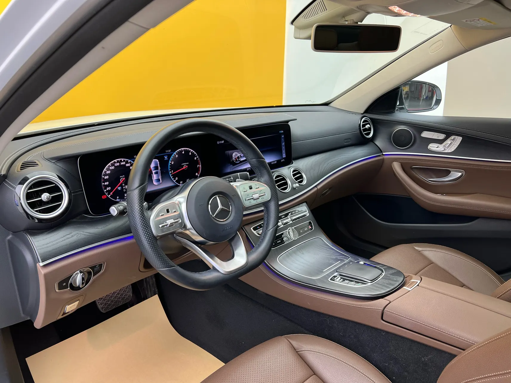 Mercedes-Benz E 300 L, 2019 28