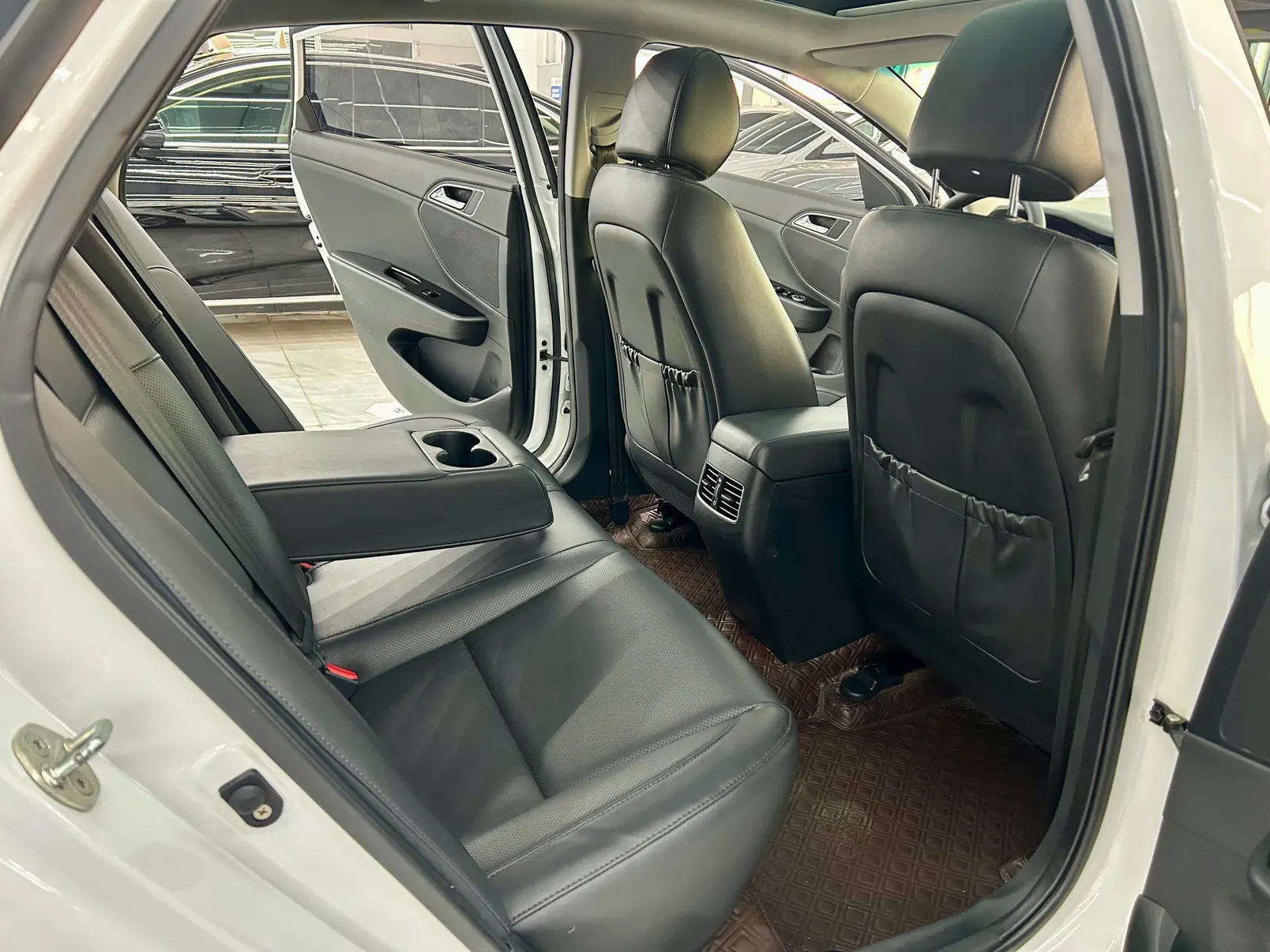 Hyundai Mistra, 2020 12