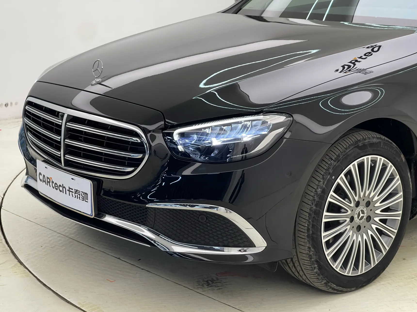 Mercedes-Benz E 300 L, 2022 11