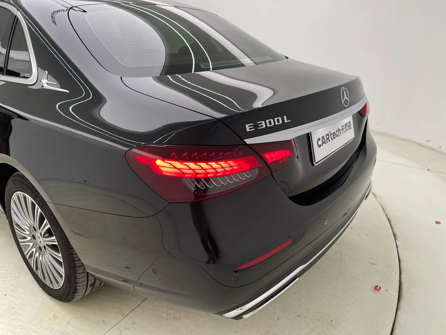 Mercedes-Benz E 300 L, 2022 9