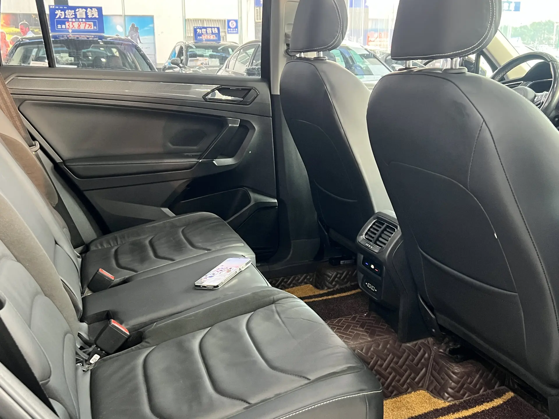 Volkswagen Tiguan L, 2021 22