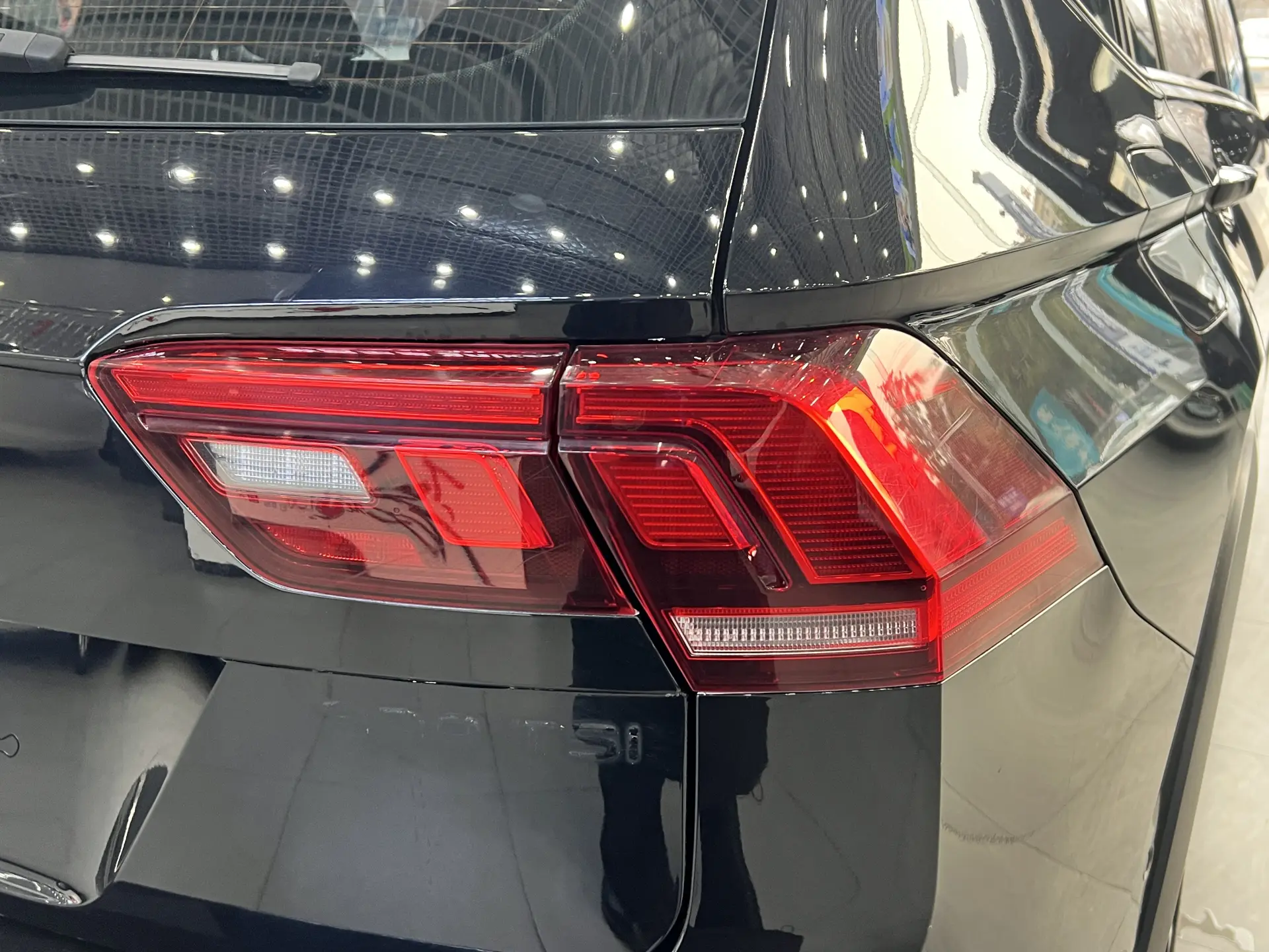 Volkswagen Tiguan L, 2021 9