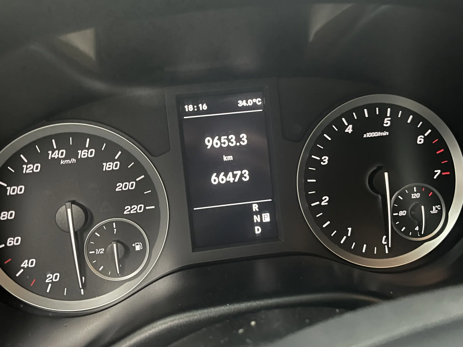 Mercedes-Benz Vito, 2021 8