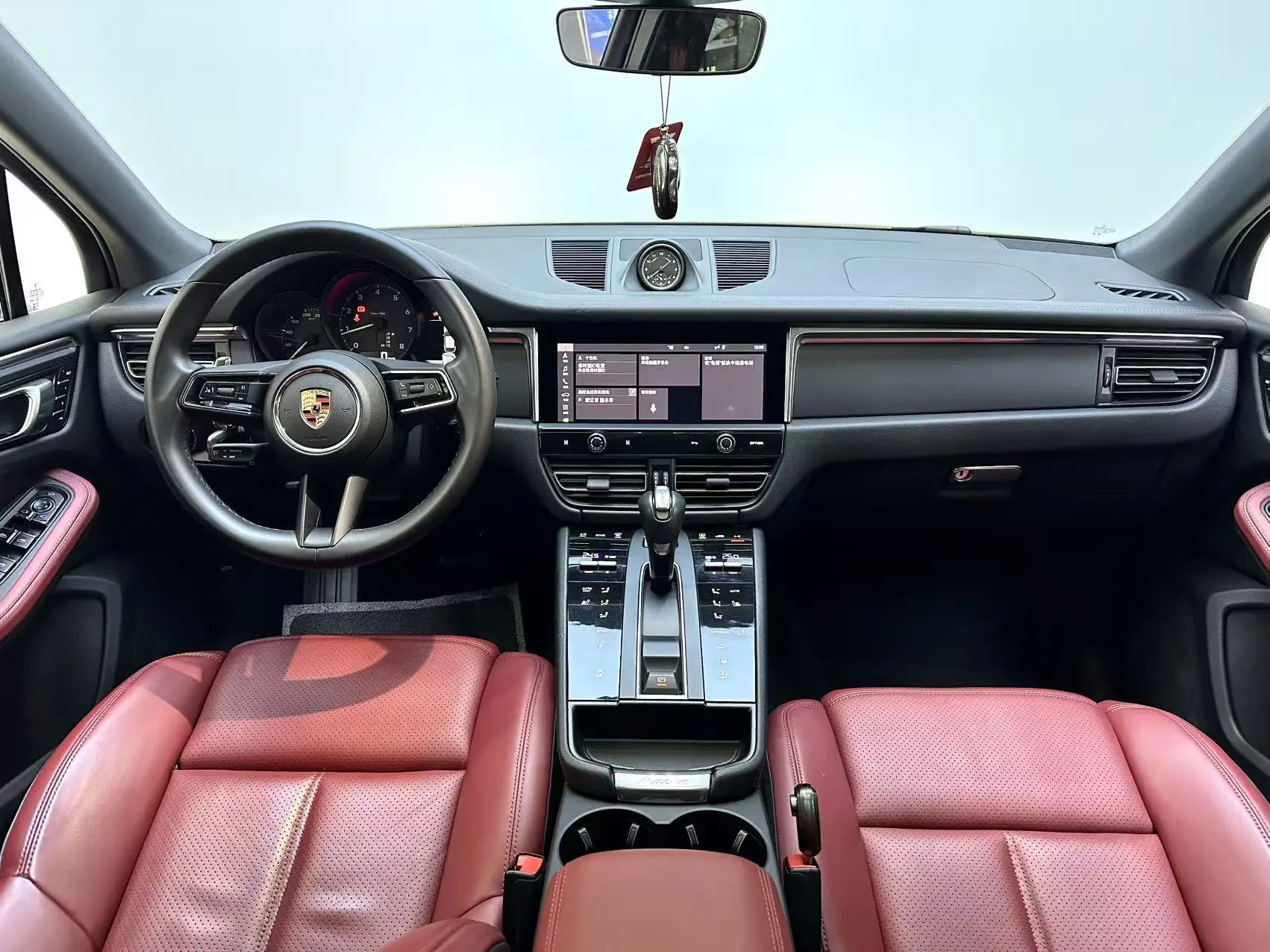 Porsche Macan, 2023 9