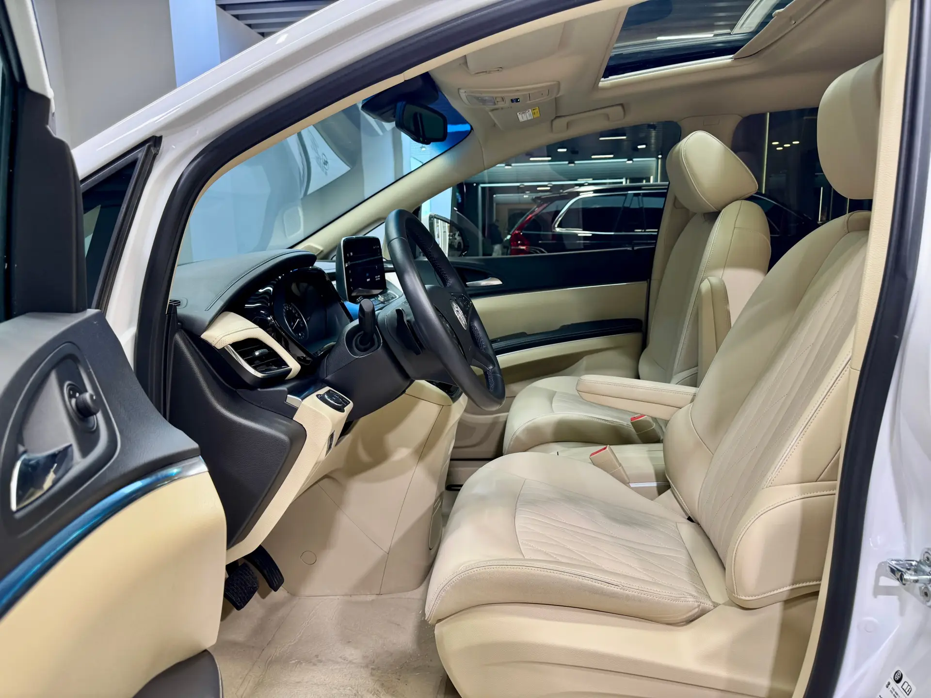 Buick GL8, 2025 14