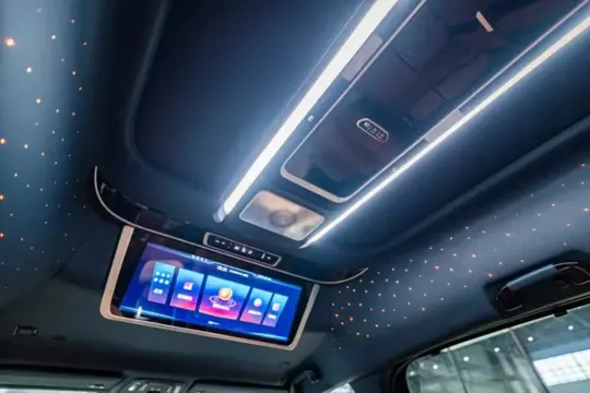 Toyota Granvia, 2025 31