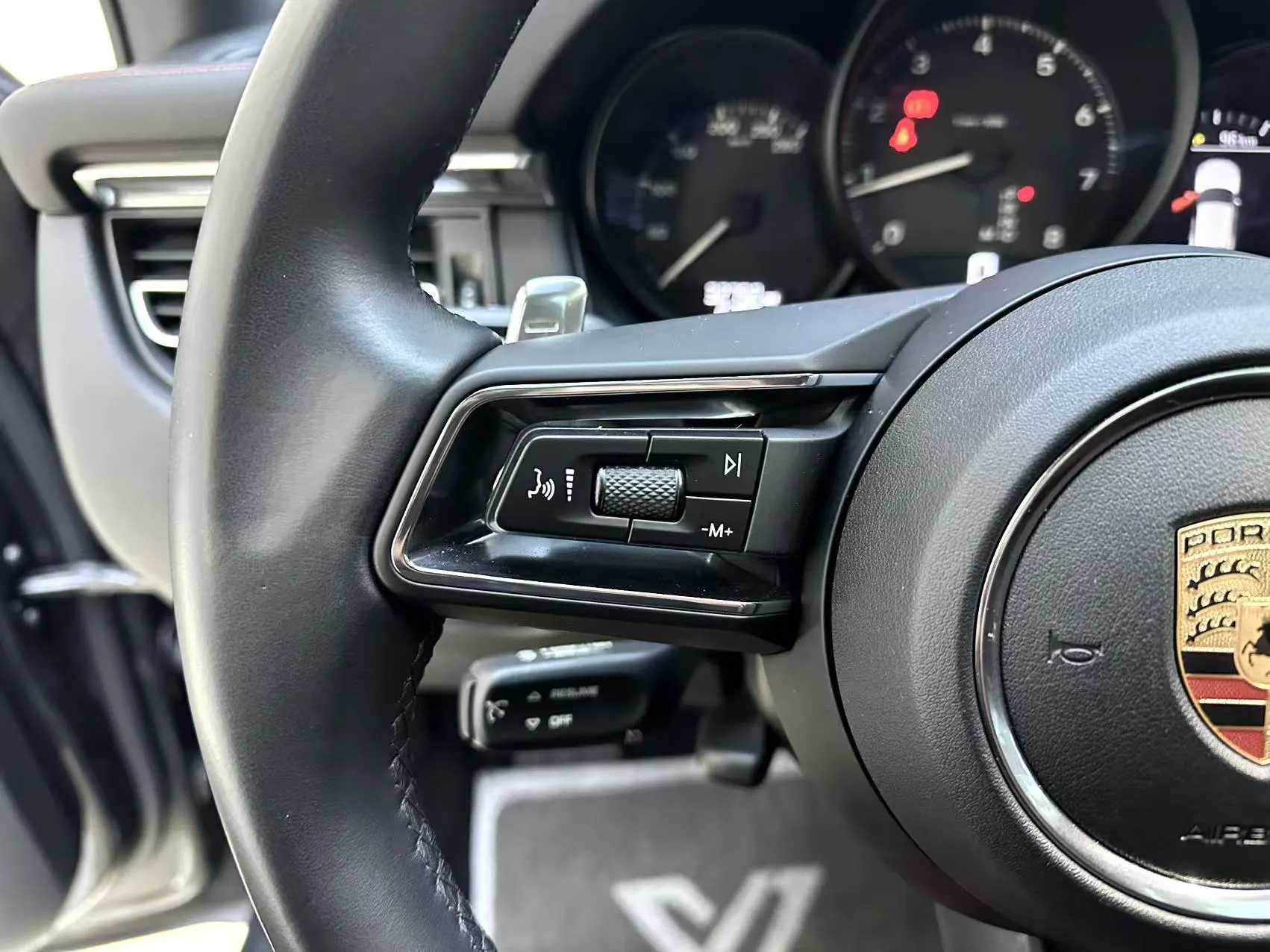 Porsche Macan, 2023 10