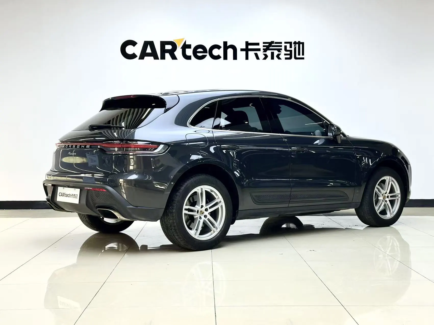 Porsche Macan, 2023 3