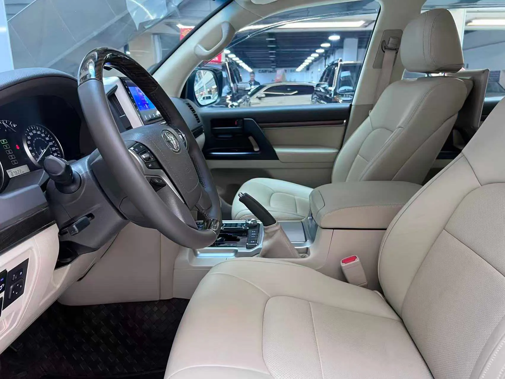 Toyota Land Cruiser, 2021 9