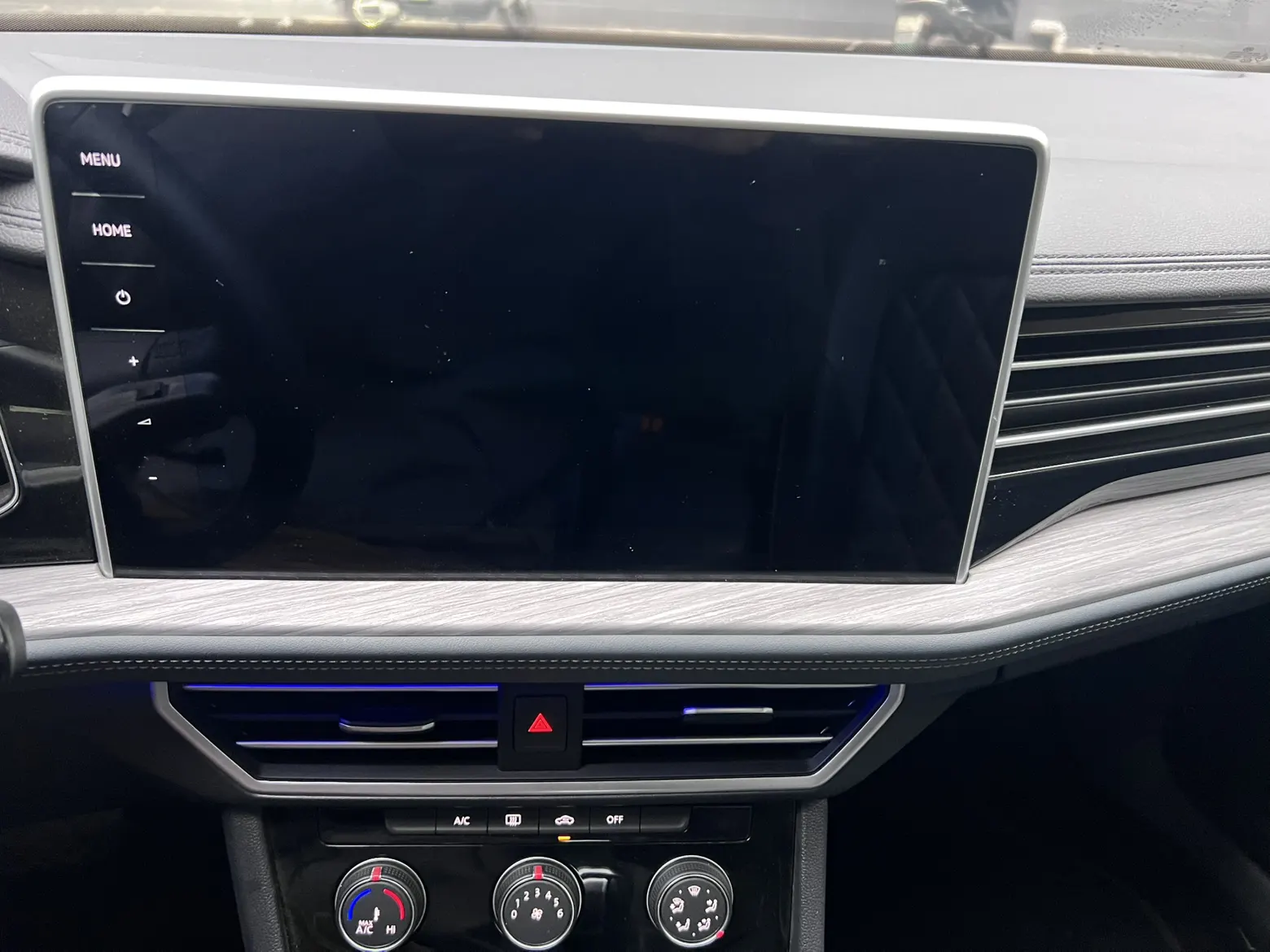 Volkswagen Sagitar, 2023 13
