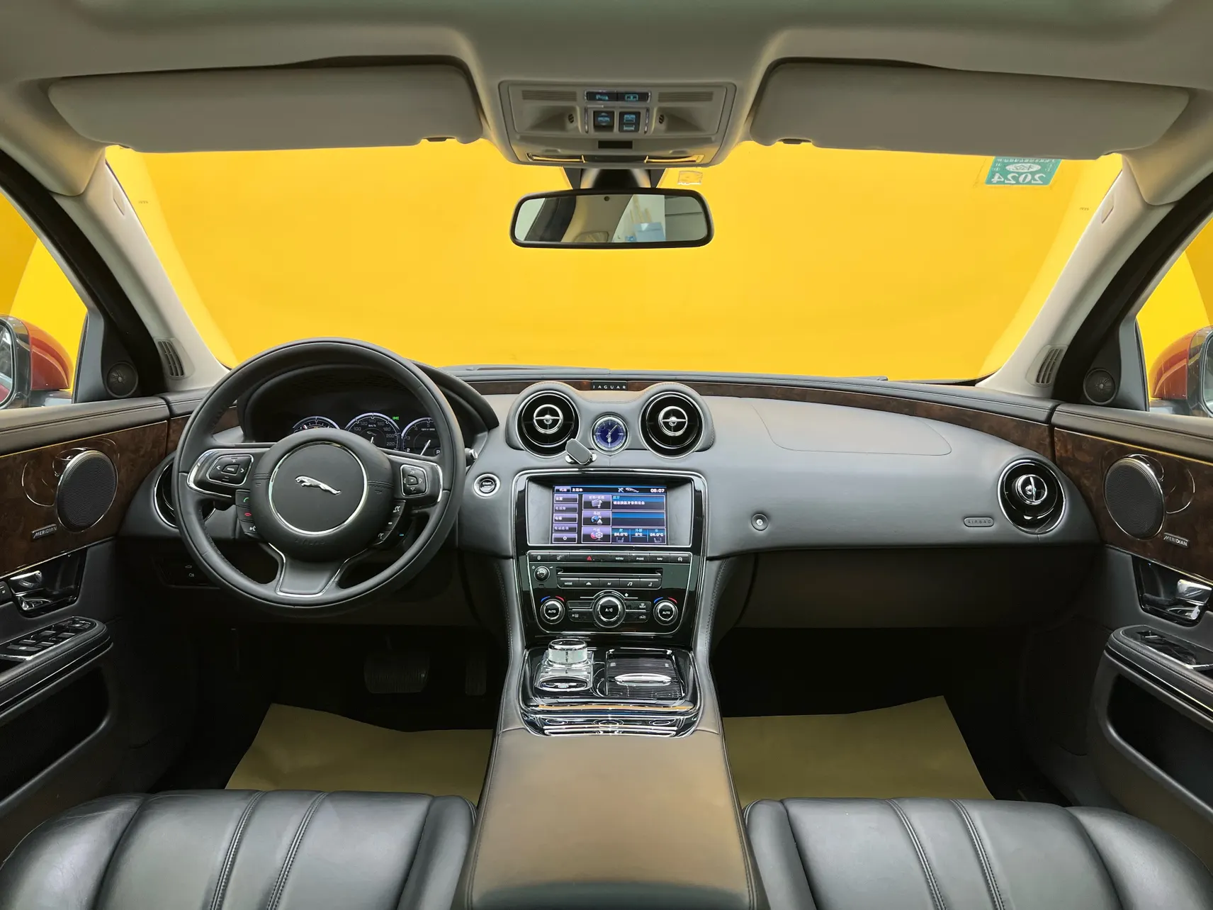 Jaguar XJ, 2013 40